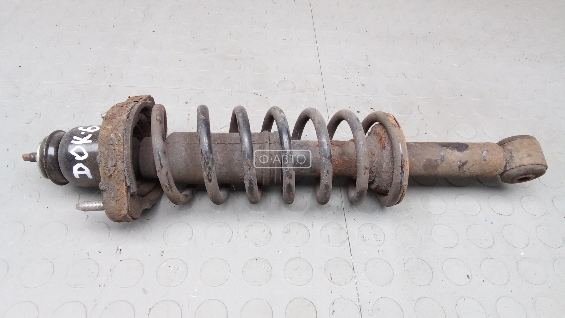 Стойка задняя левая