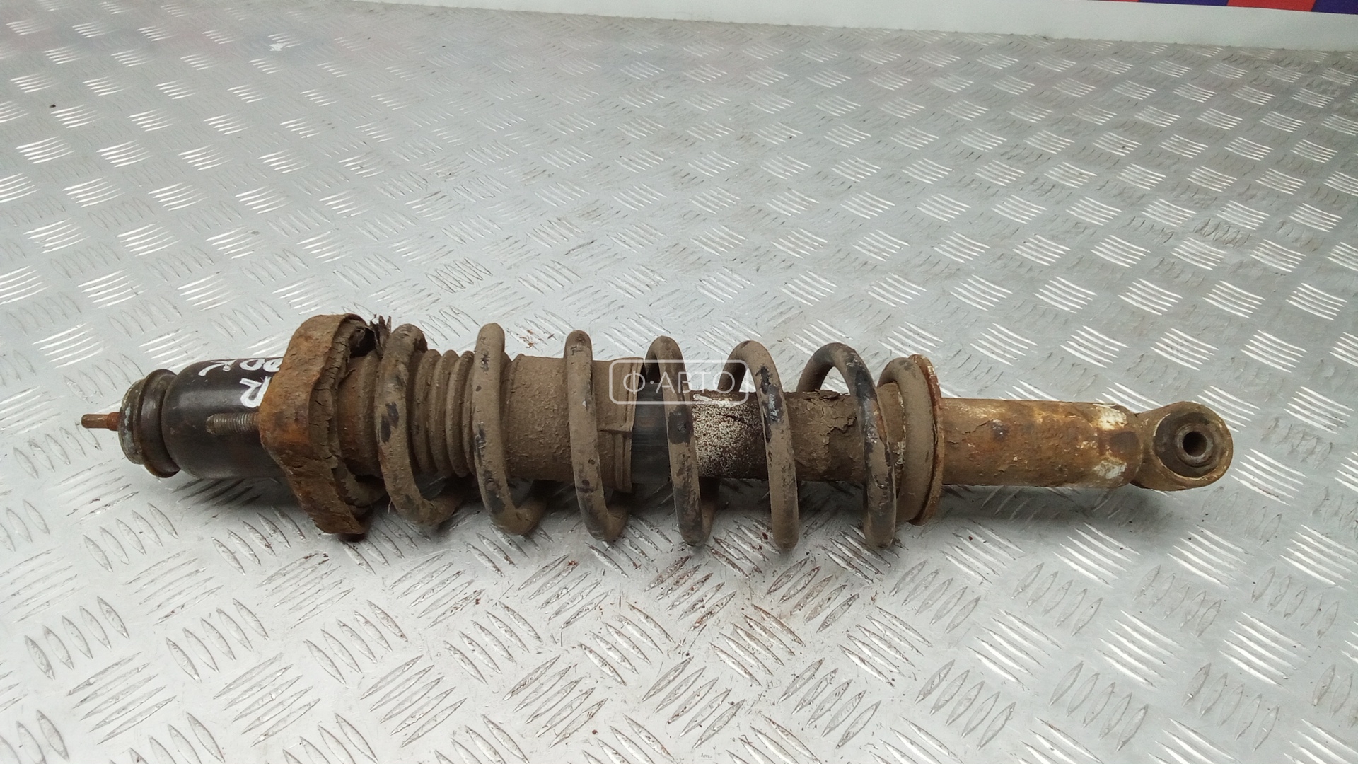 Стойка задняя правая JEEP PATRIOT MK