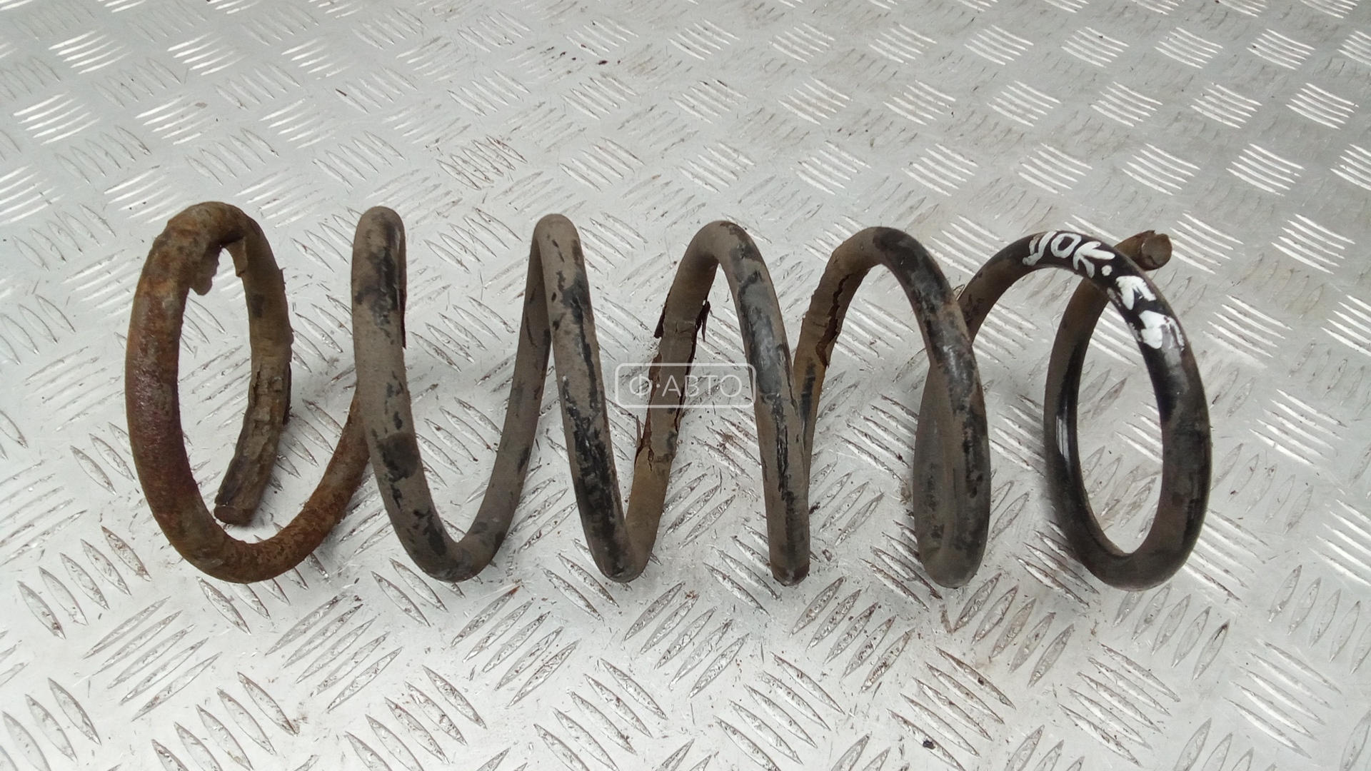 Пружина задняя