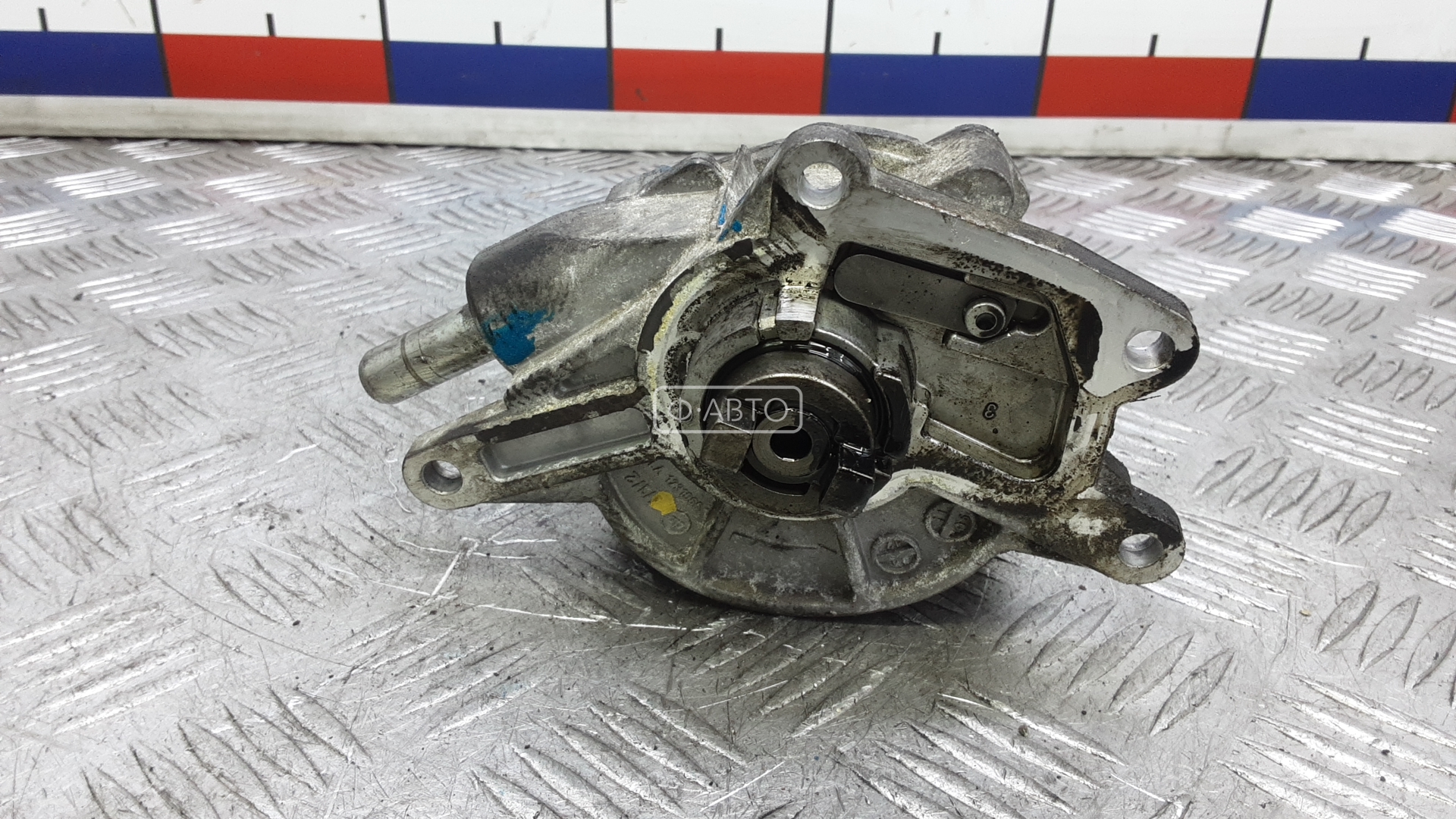 Насос вакуумный