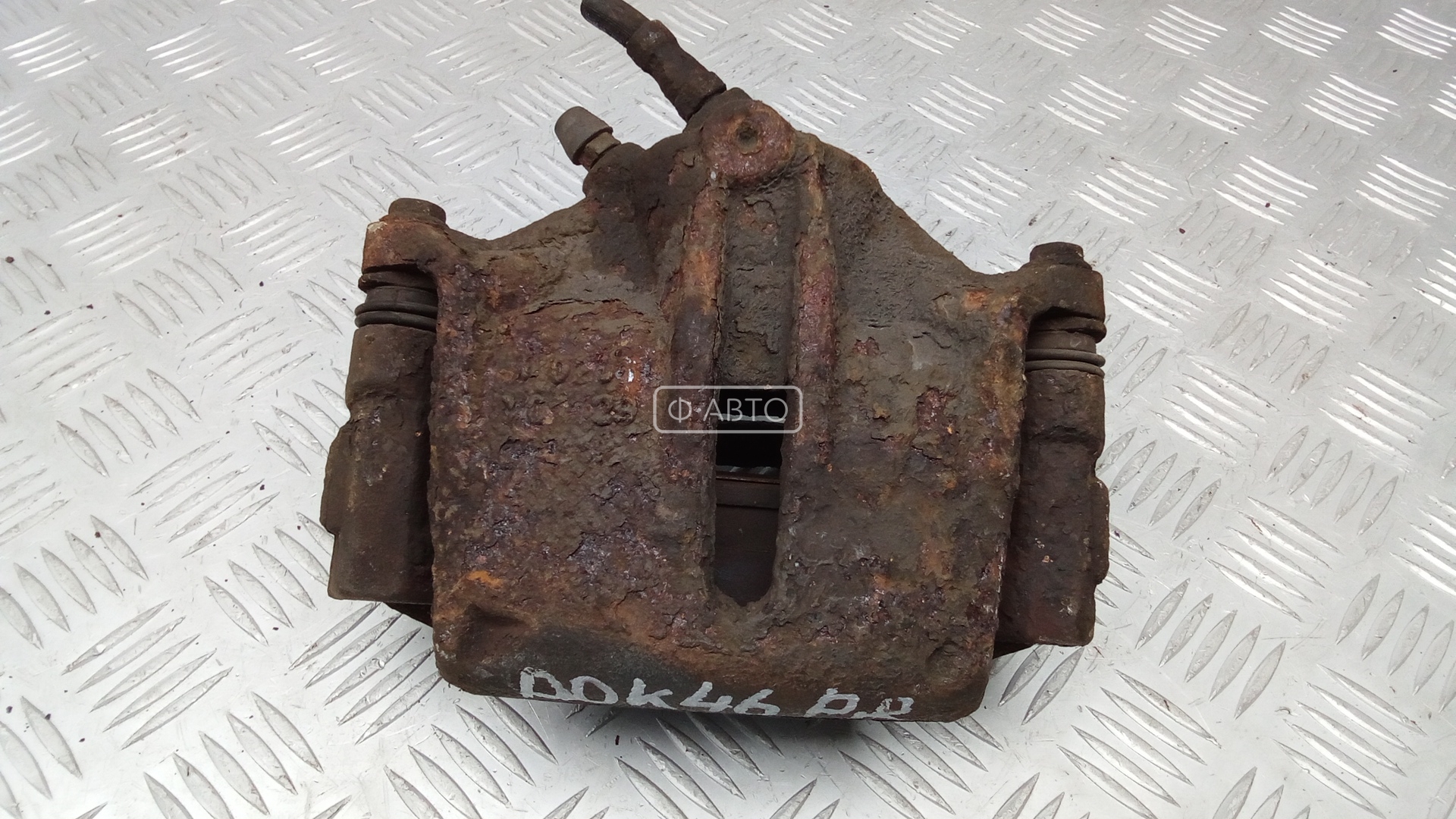 Суппорт тормозной передний правый