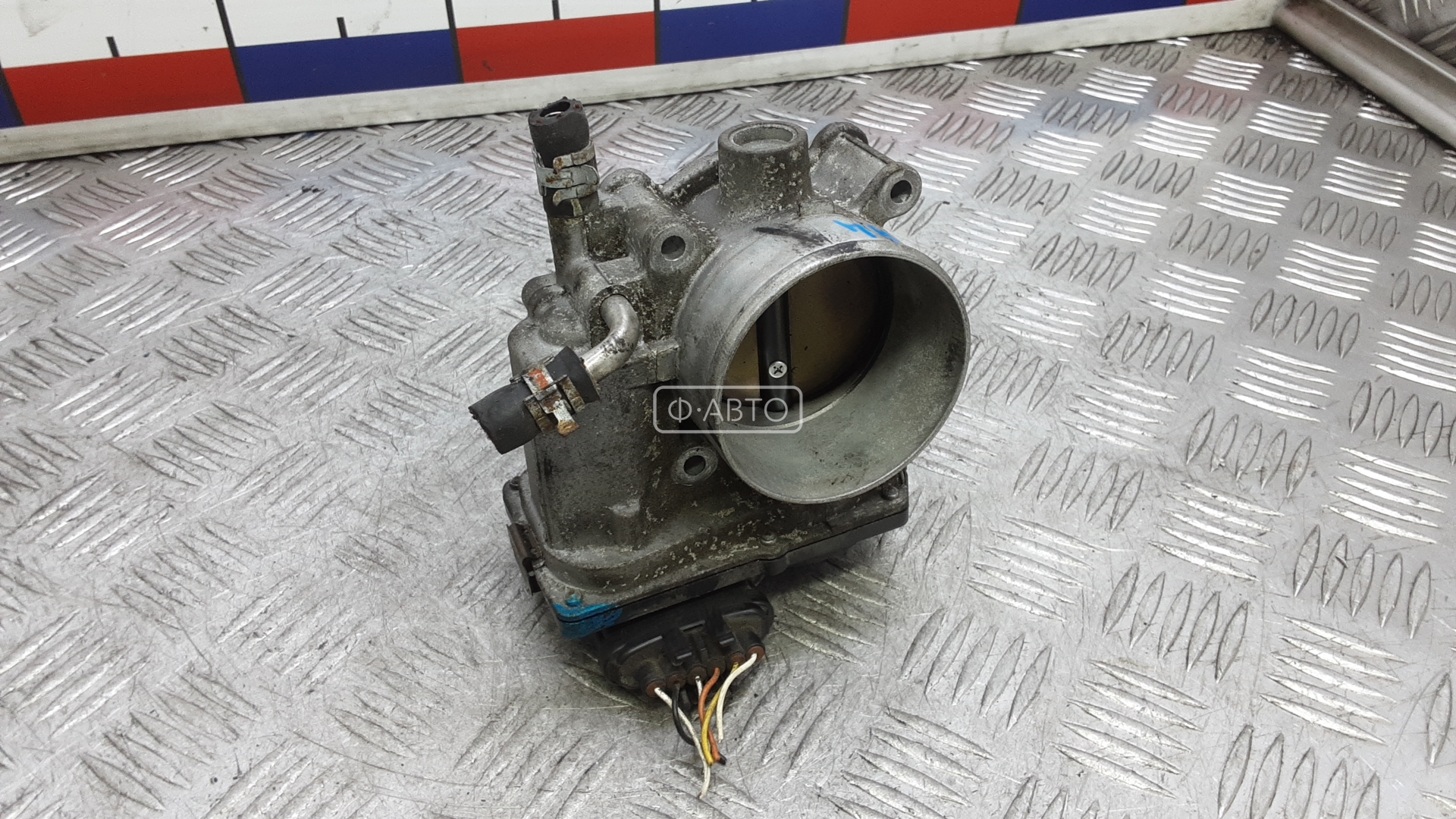 Дроссельная заслонка бензиновая