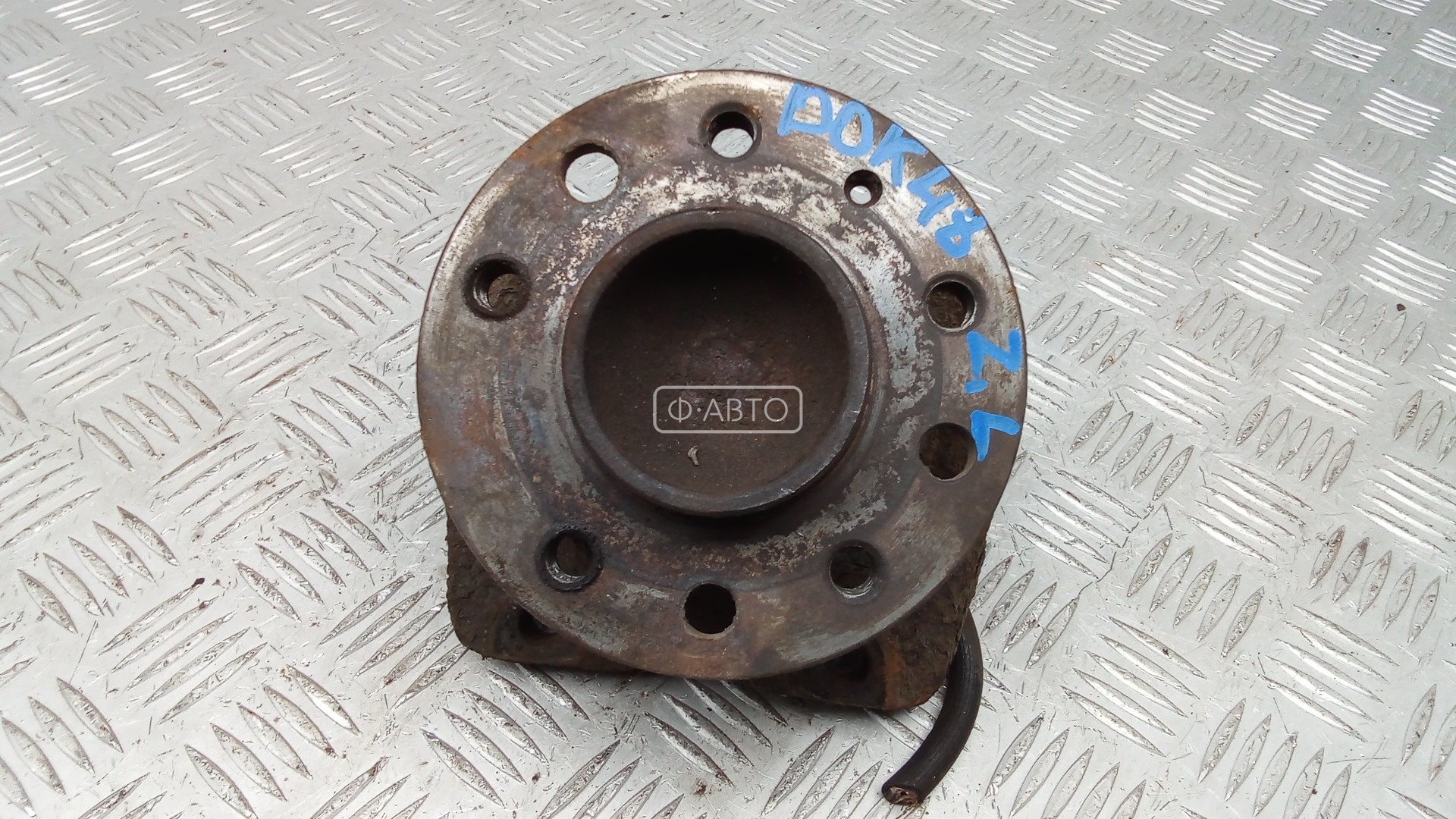 Ступица задняя левая