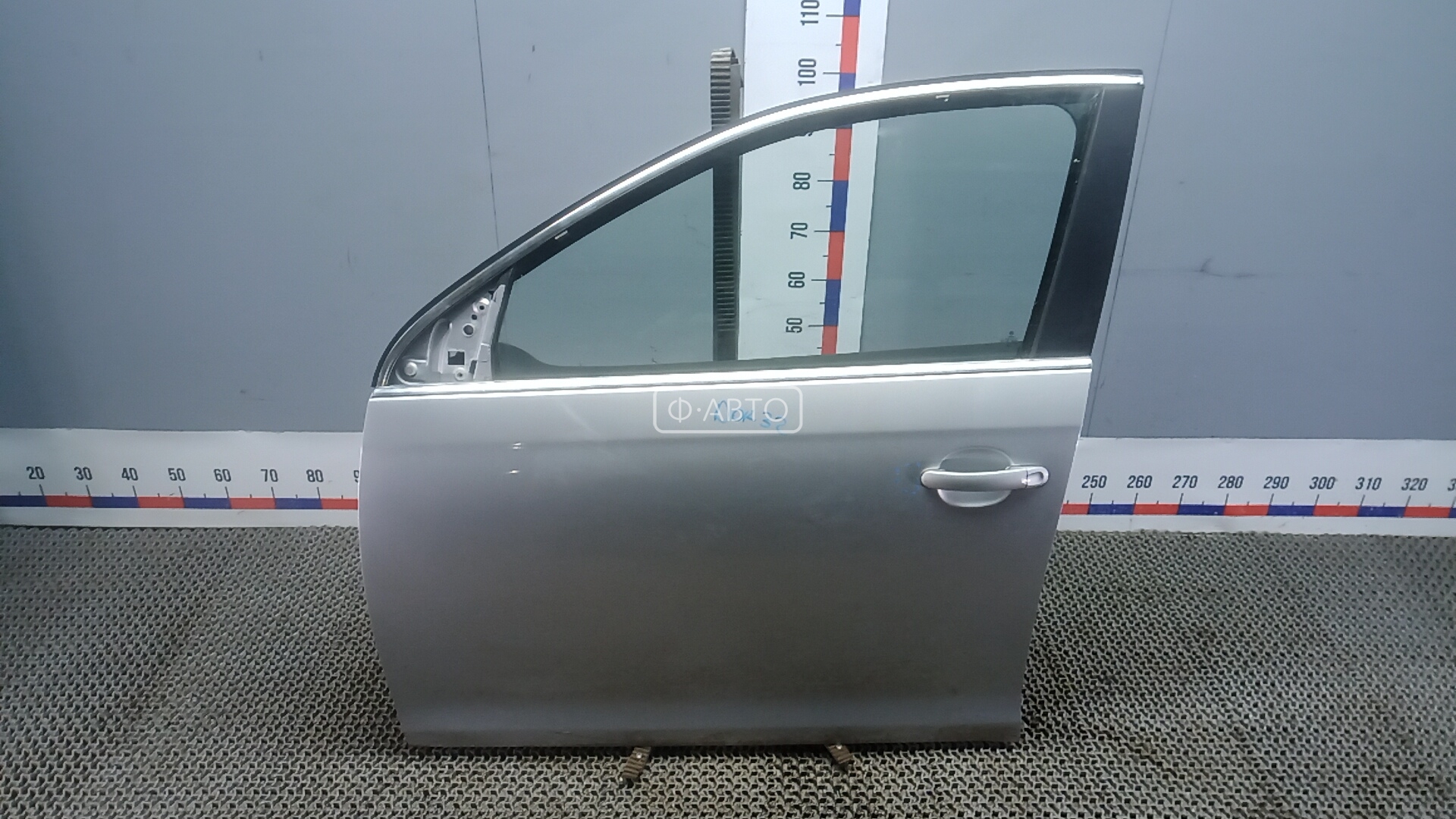 Дверь передняя левая VOLKSWAGEN JETTA