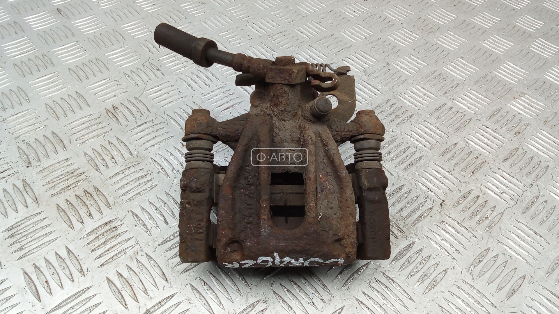 Суппорт тормозной задний правый