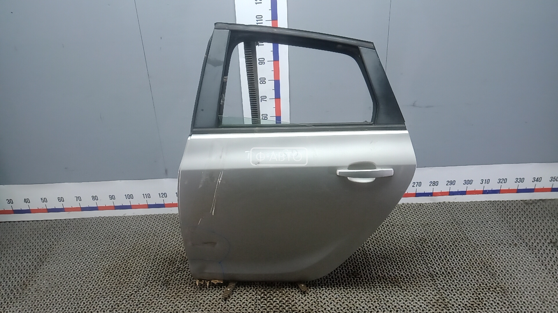 Дверь задняя левая