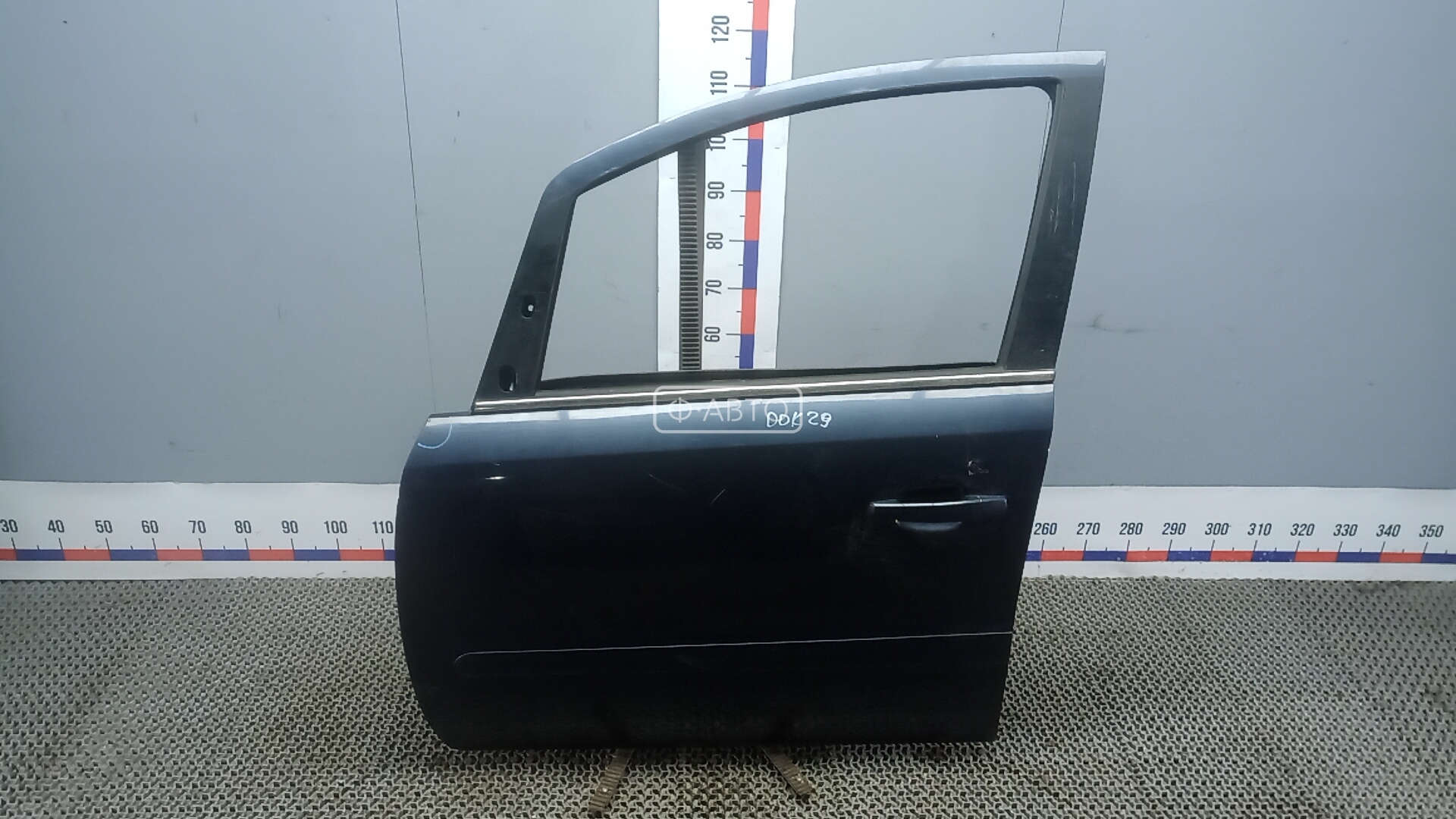 Дверь передняя левая