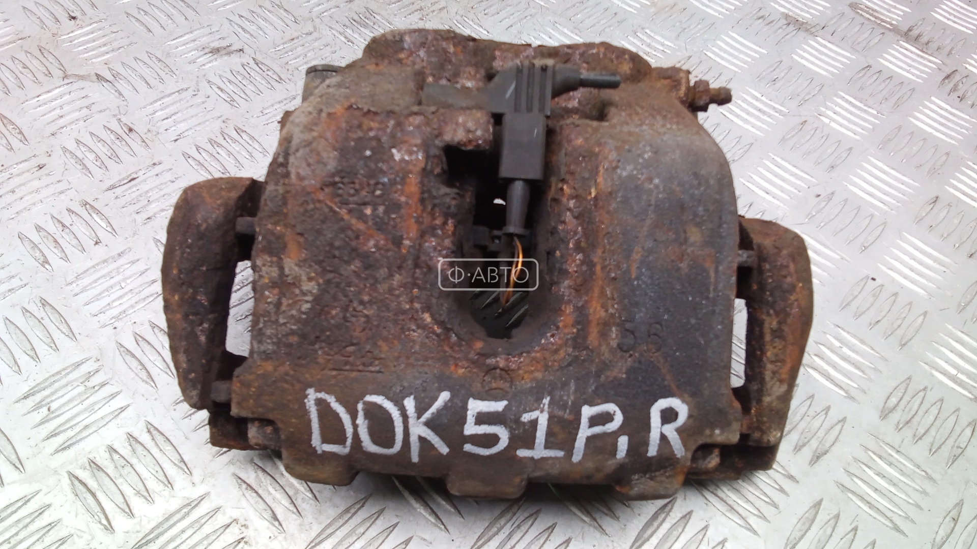 Суппорт тормозной передний правый