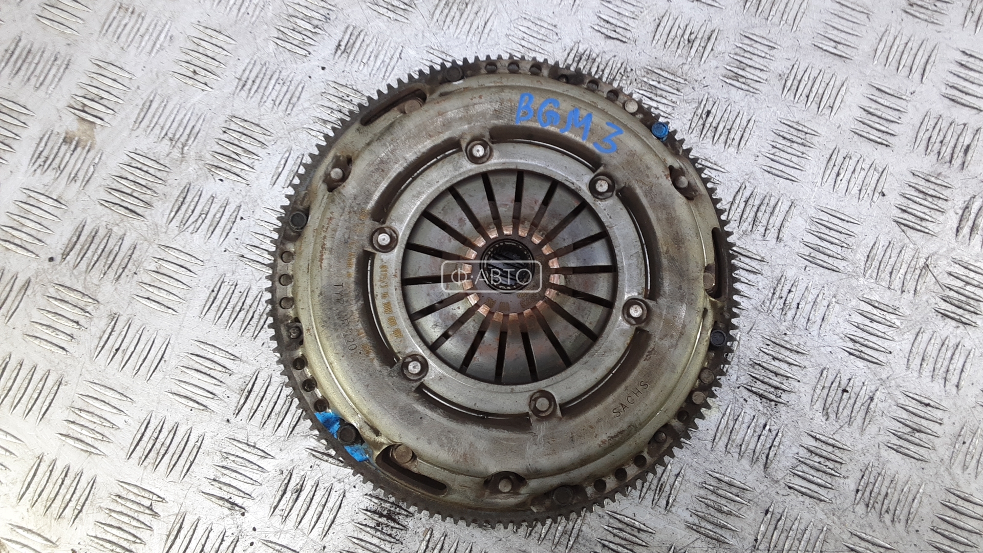 Маховик бензиновый