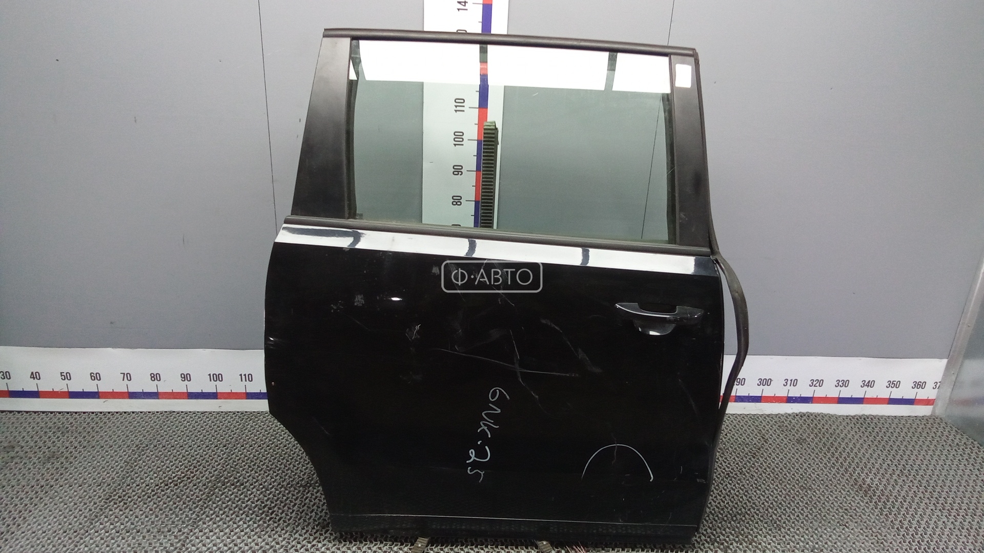 Дверь задняя правая