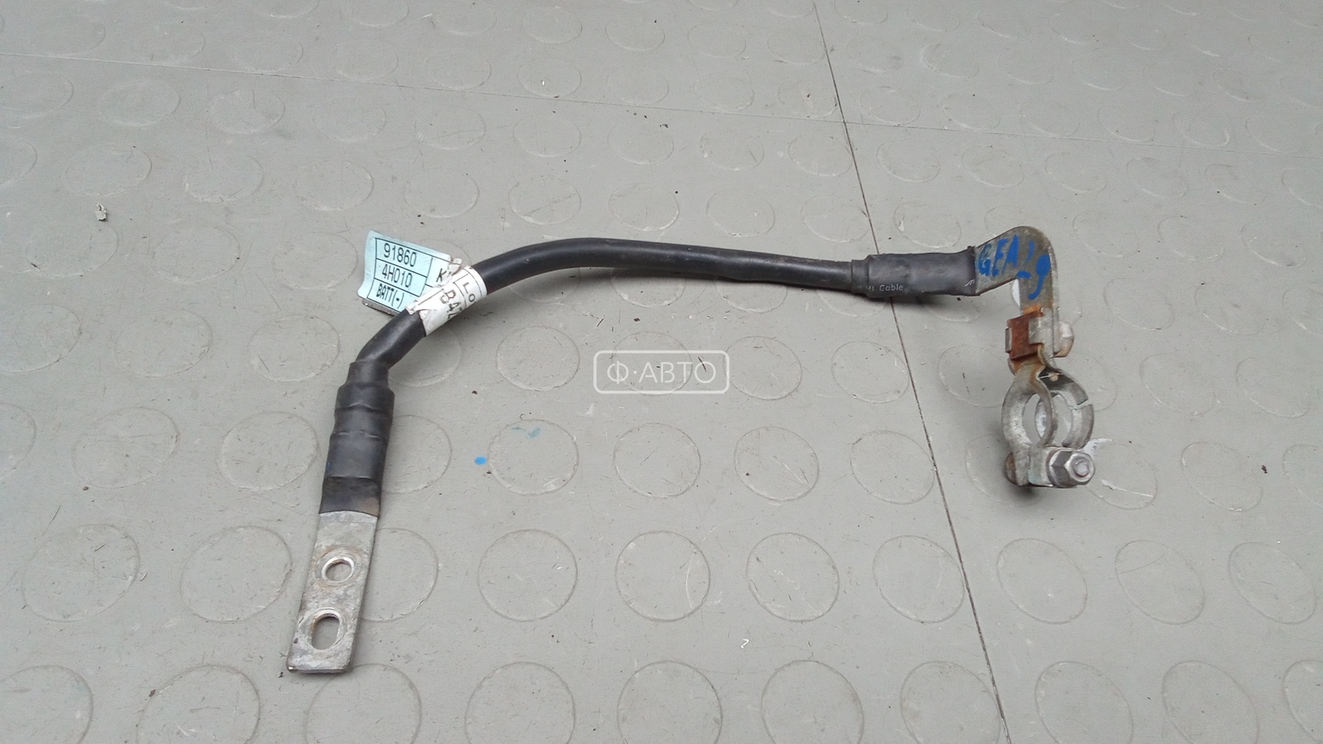 Клемма аккумулятора минус