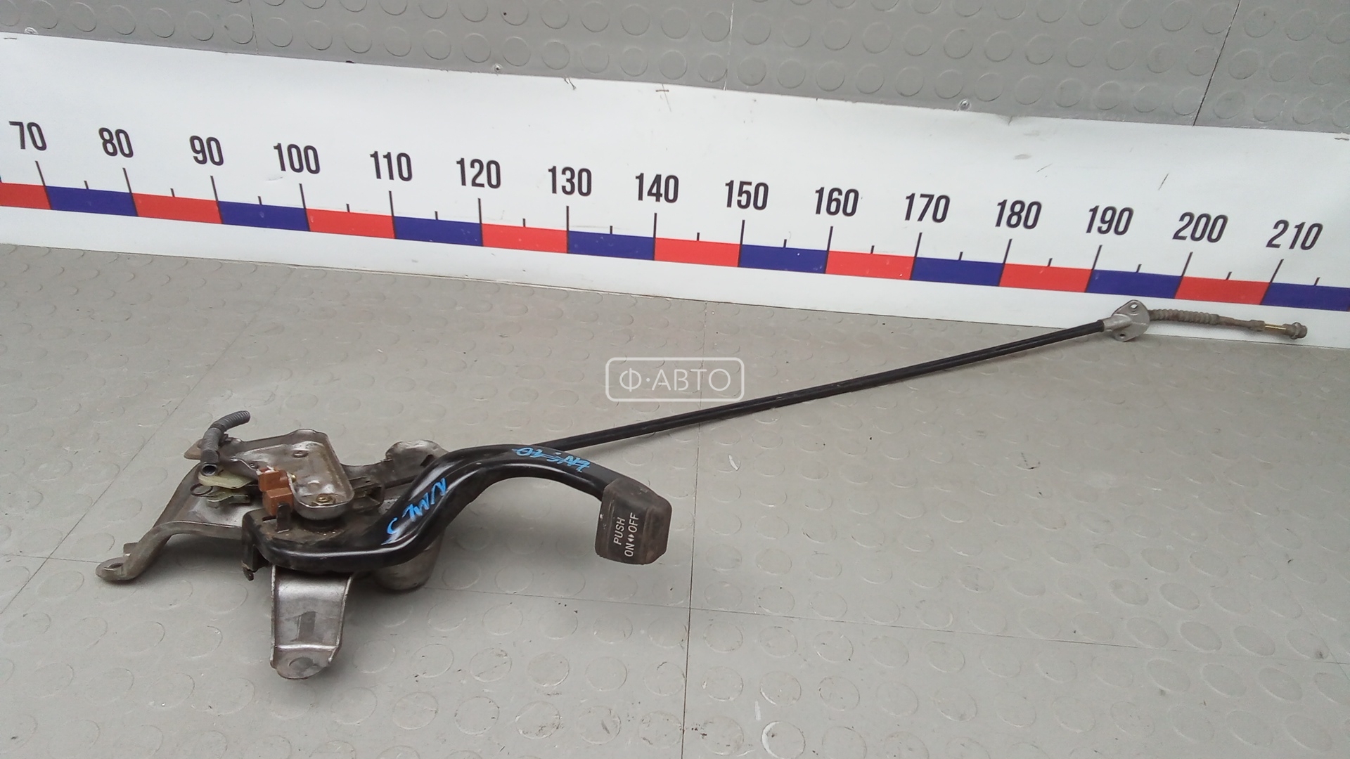 Рычаг ручного тормоза (ручник)