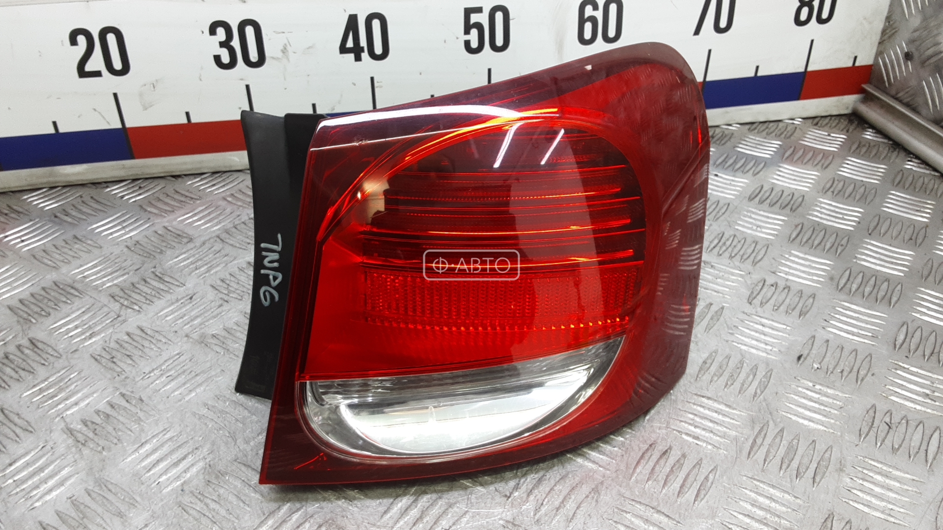 Фонарь задний правый LEXUS GS