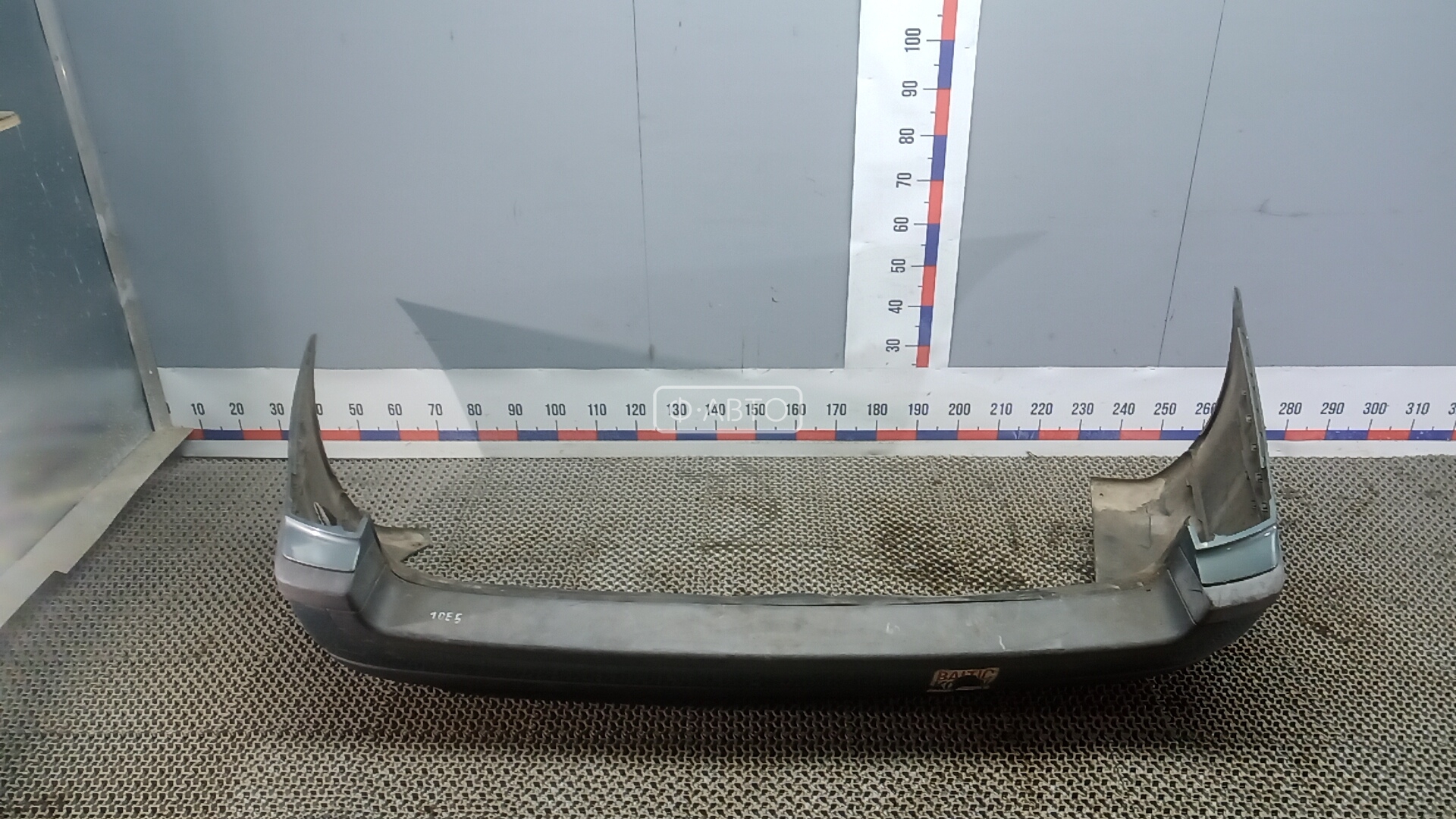 Бампер задний