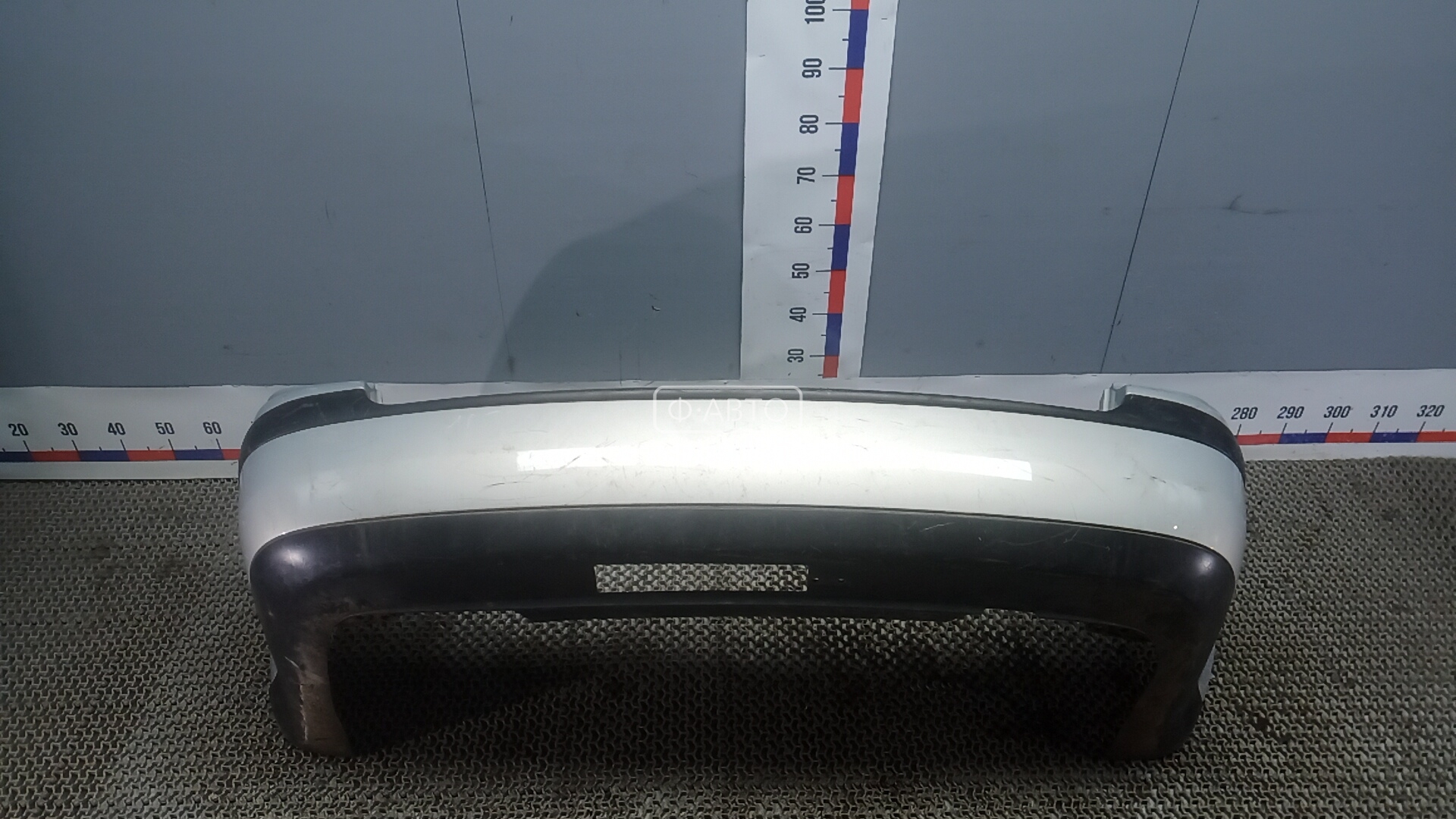 Бампер задний VOLKSWAGEN GOLF