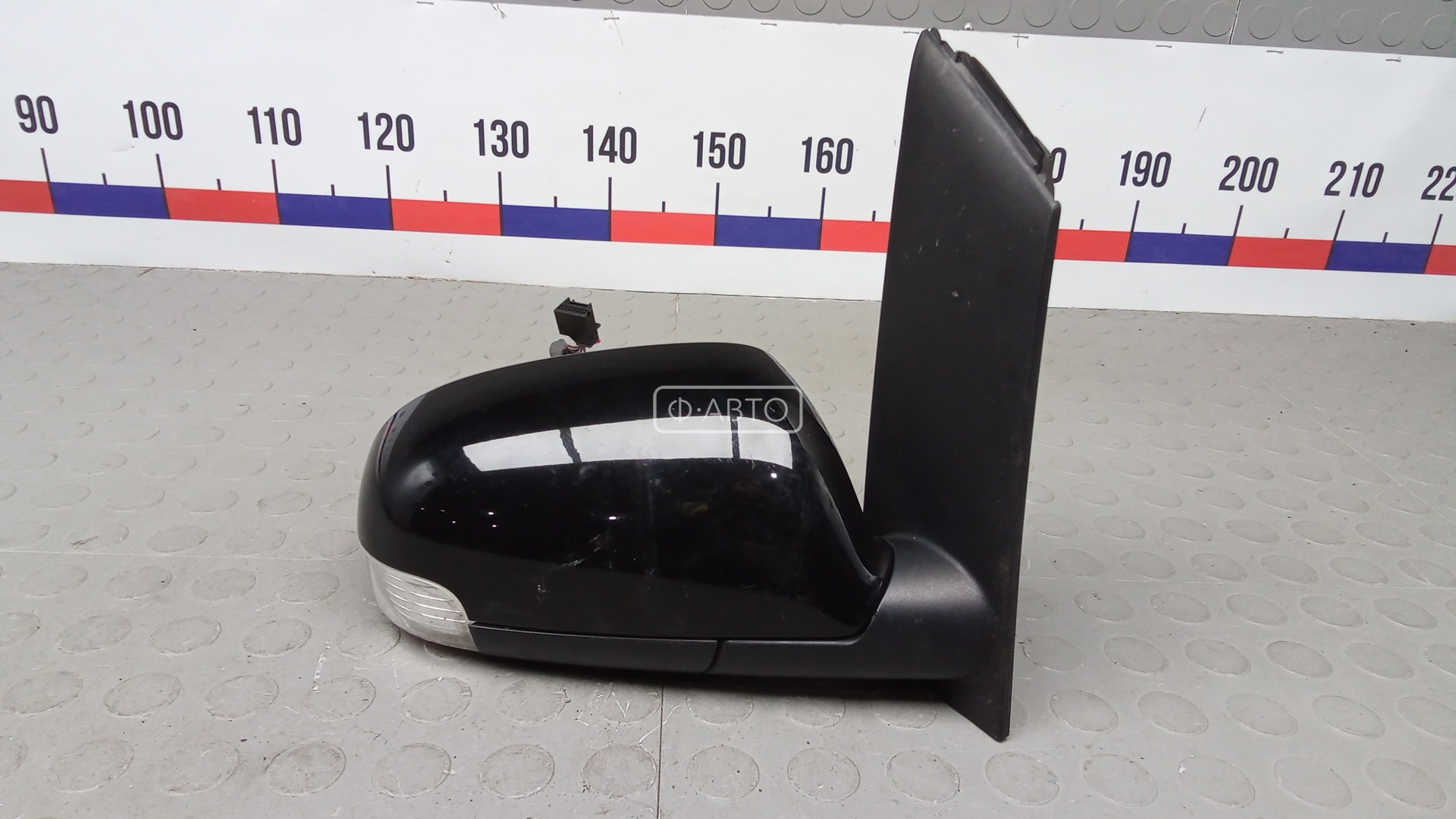 Зеркало наружное правое