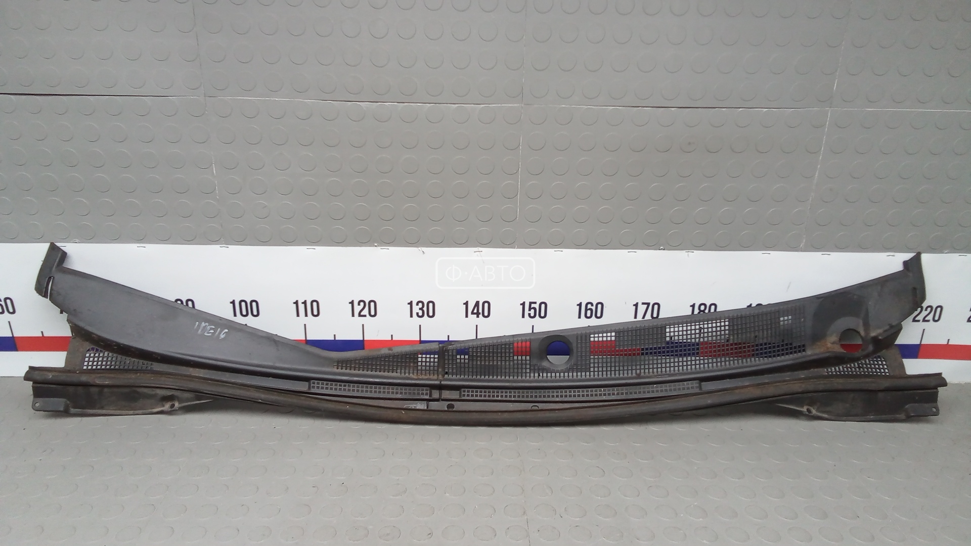 Накладка декоративная (жабо, дождевик)