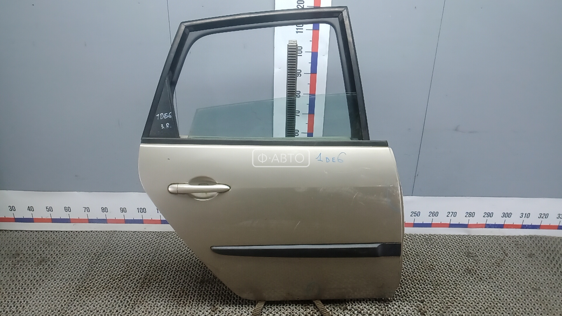 Дверь задняя правая RENAULT SCENIC