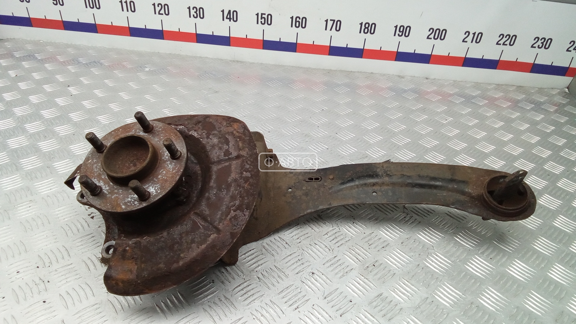 Ступица задняя левая FORD FOCUS