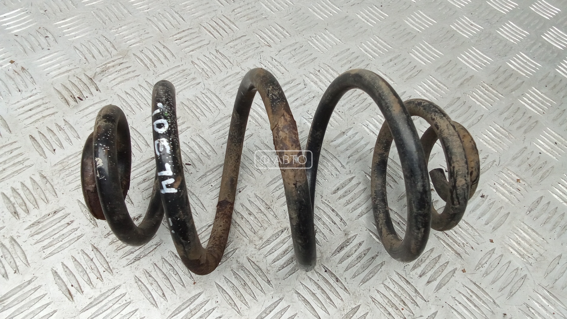 Пружина задняя