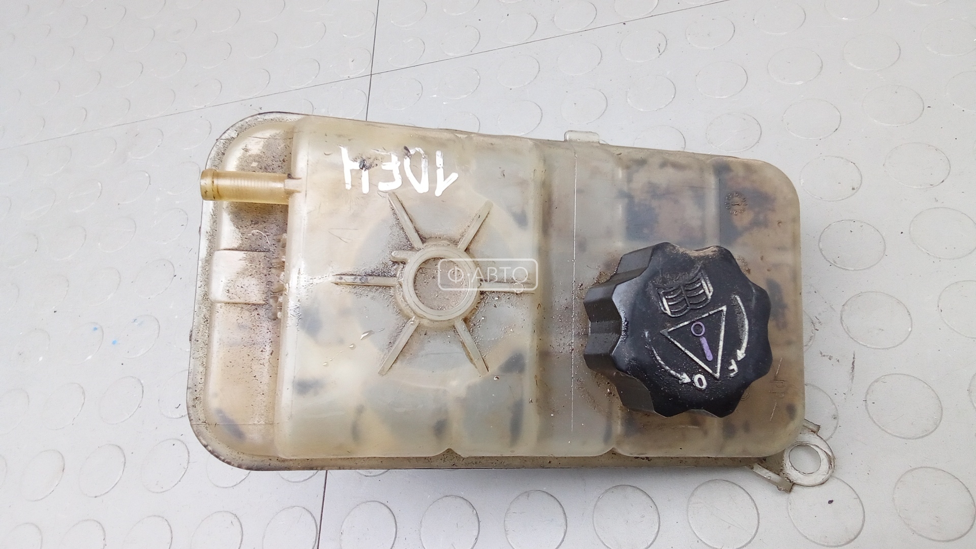 Бачок расширительный