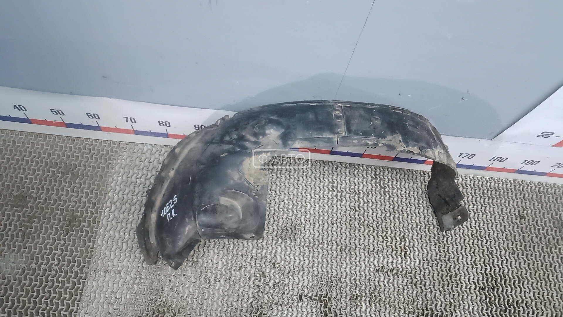 Защита арок (защита крыла, подкрылок) передняя правая
