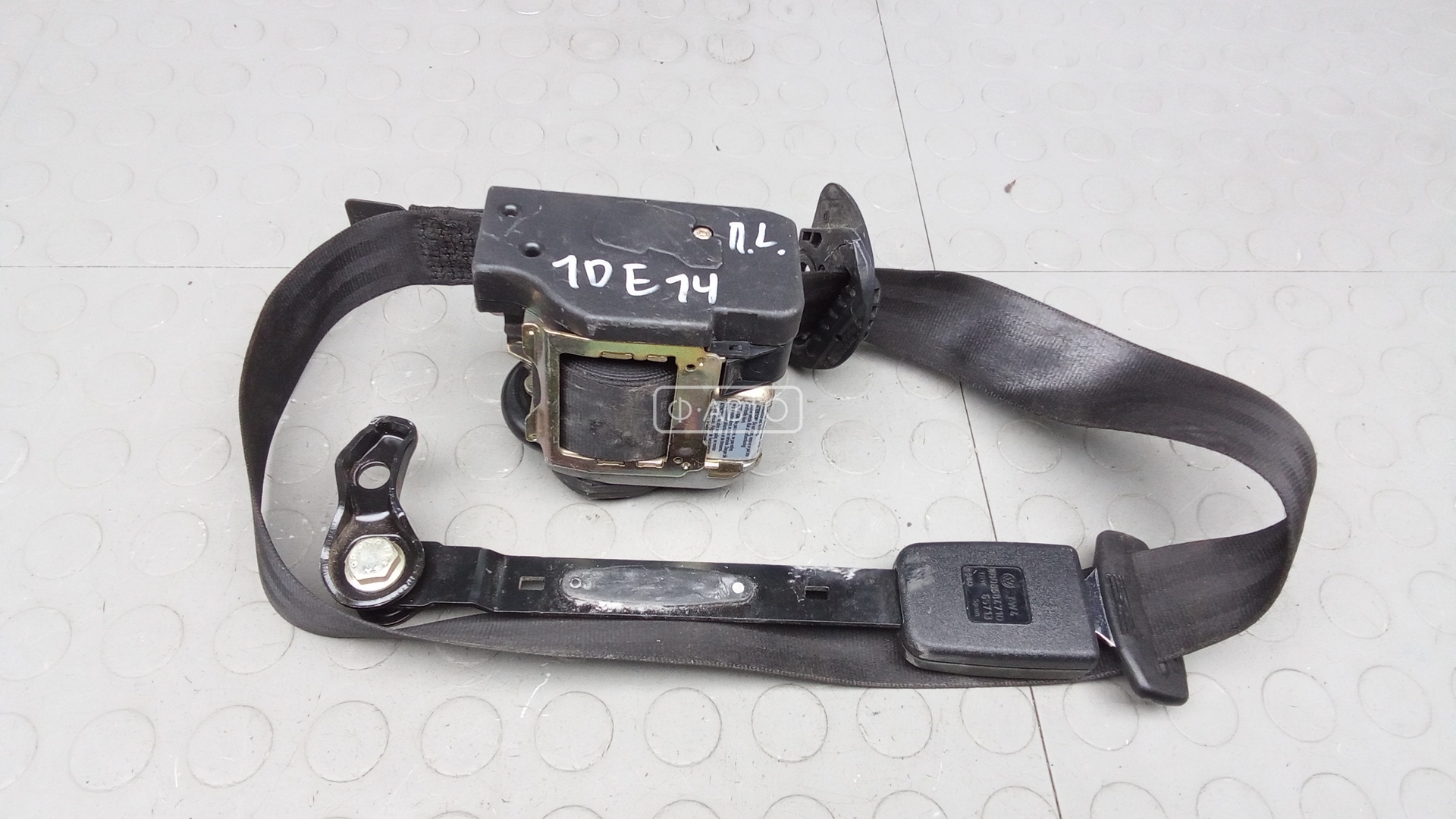 Ремень безопасности с пиропатроном сиденья переднего