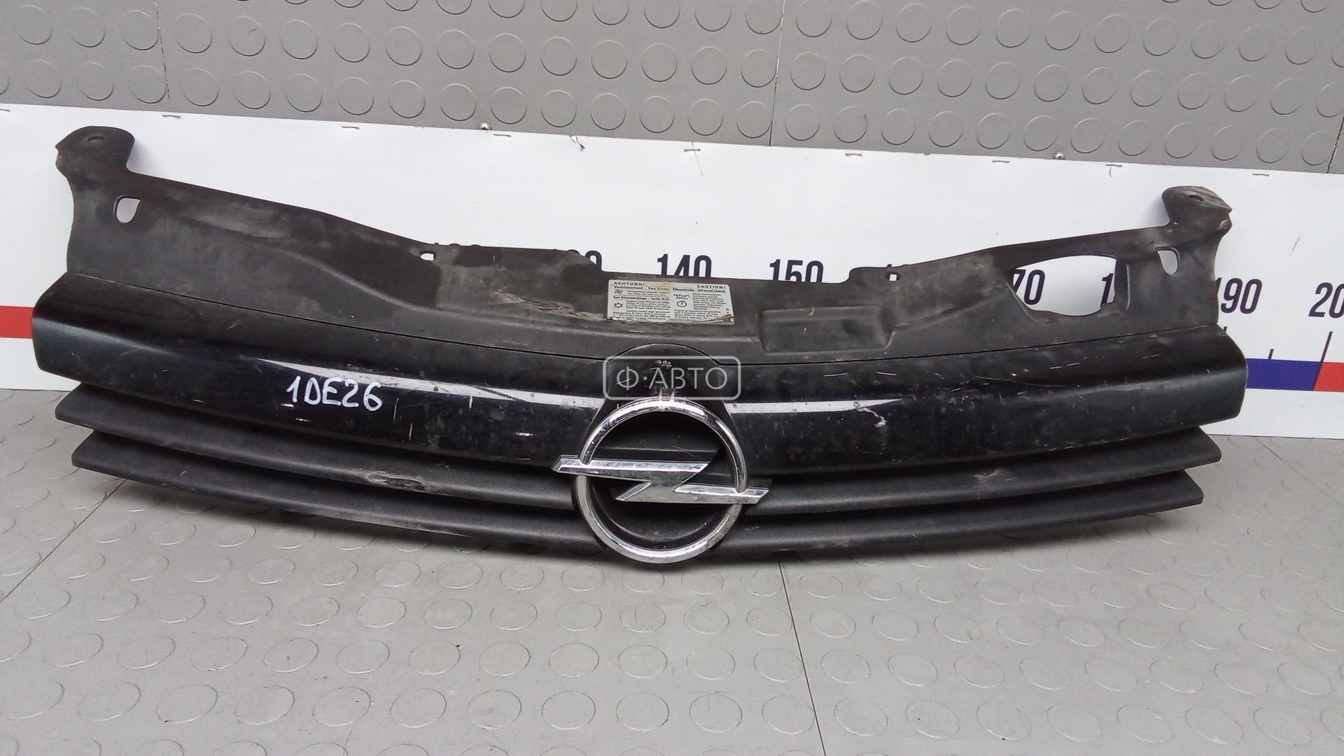 Решетка радиатора OPEL ASTRA
