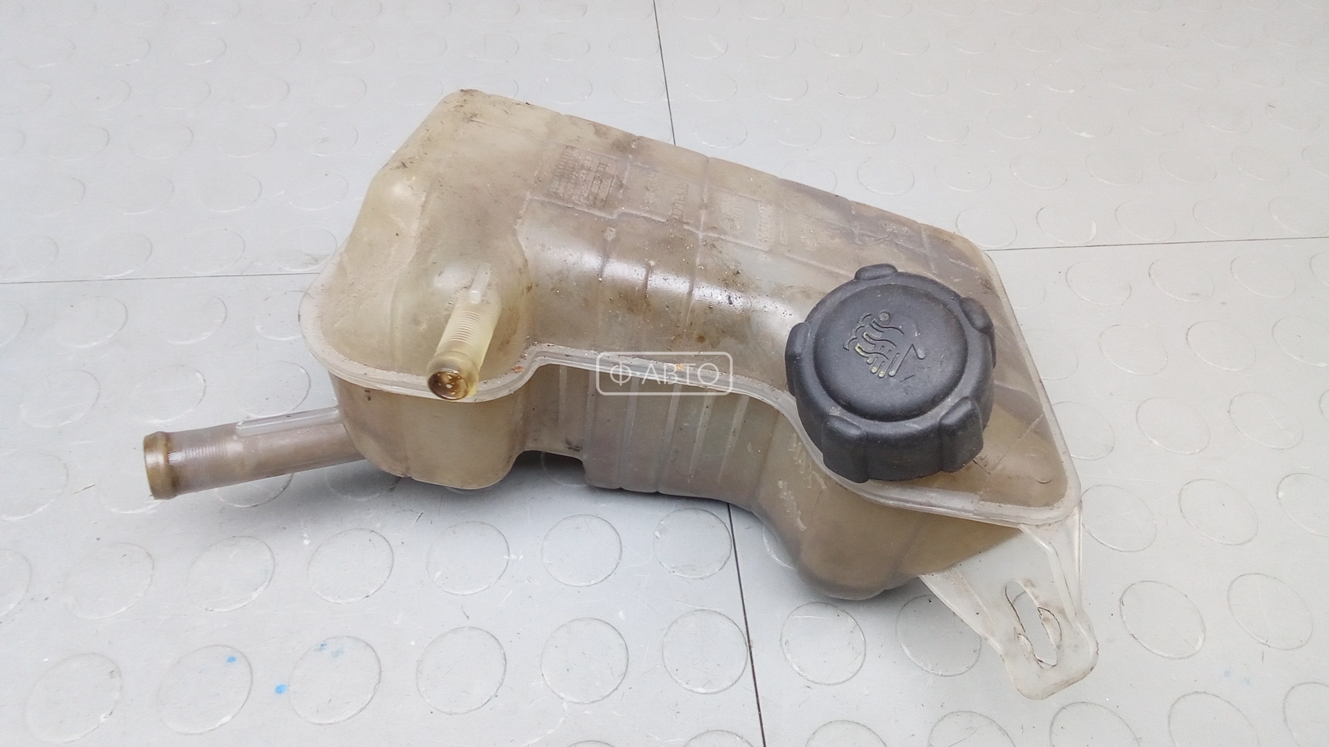 Бачок расширительный