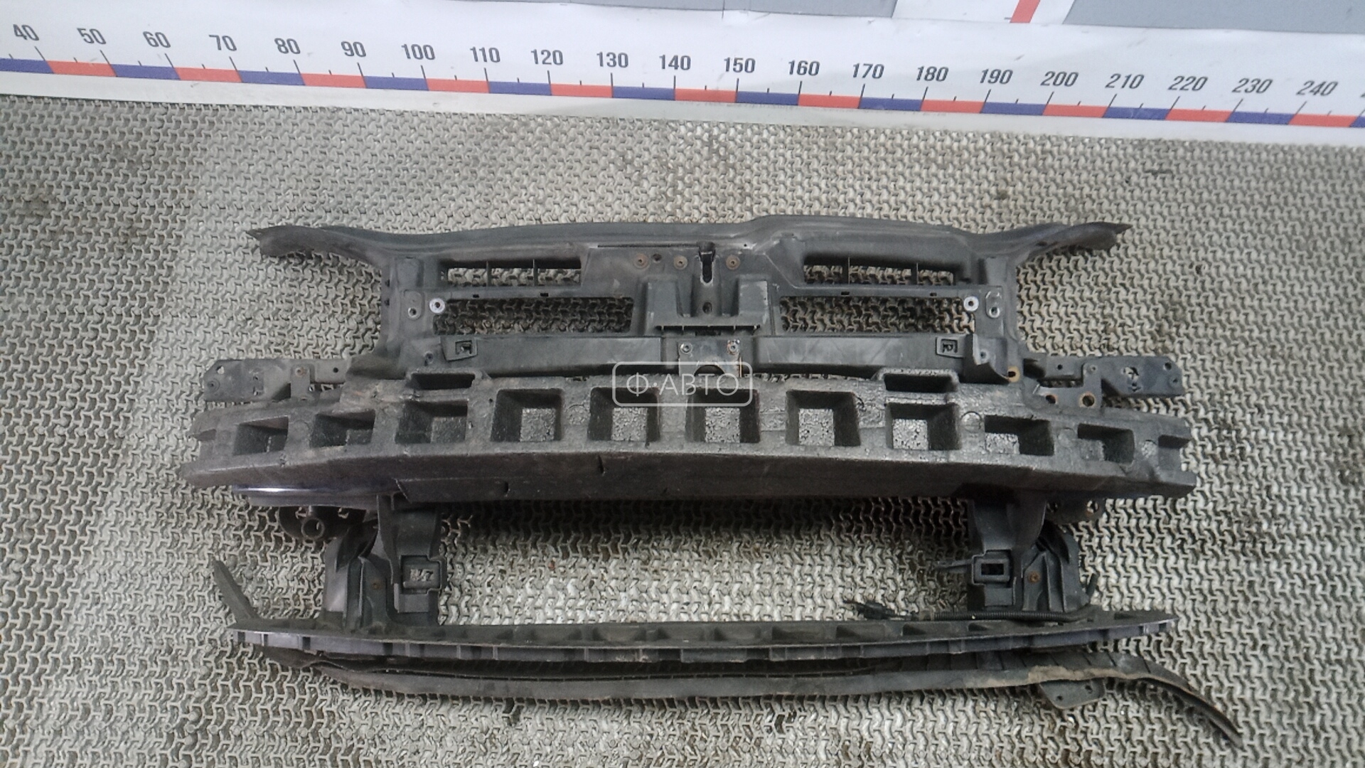 Передняя панель крепления облицовки (телевизор)