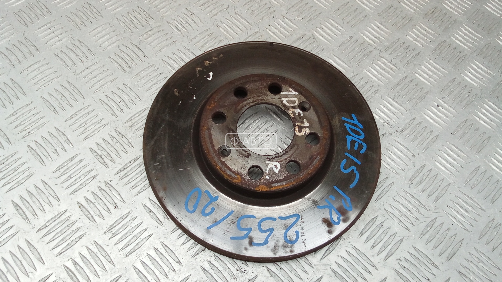 Диск тормозной передний