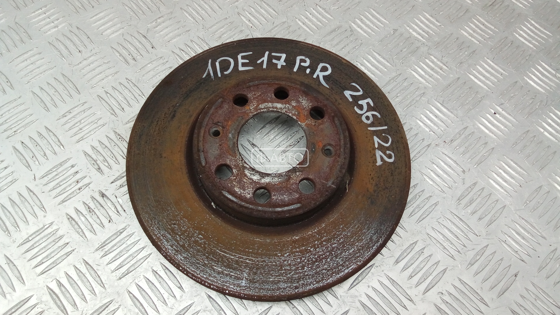 Диск тормозной передний