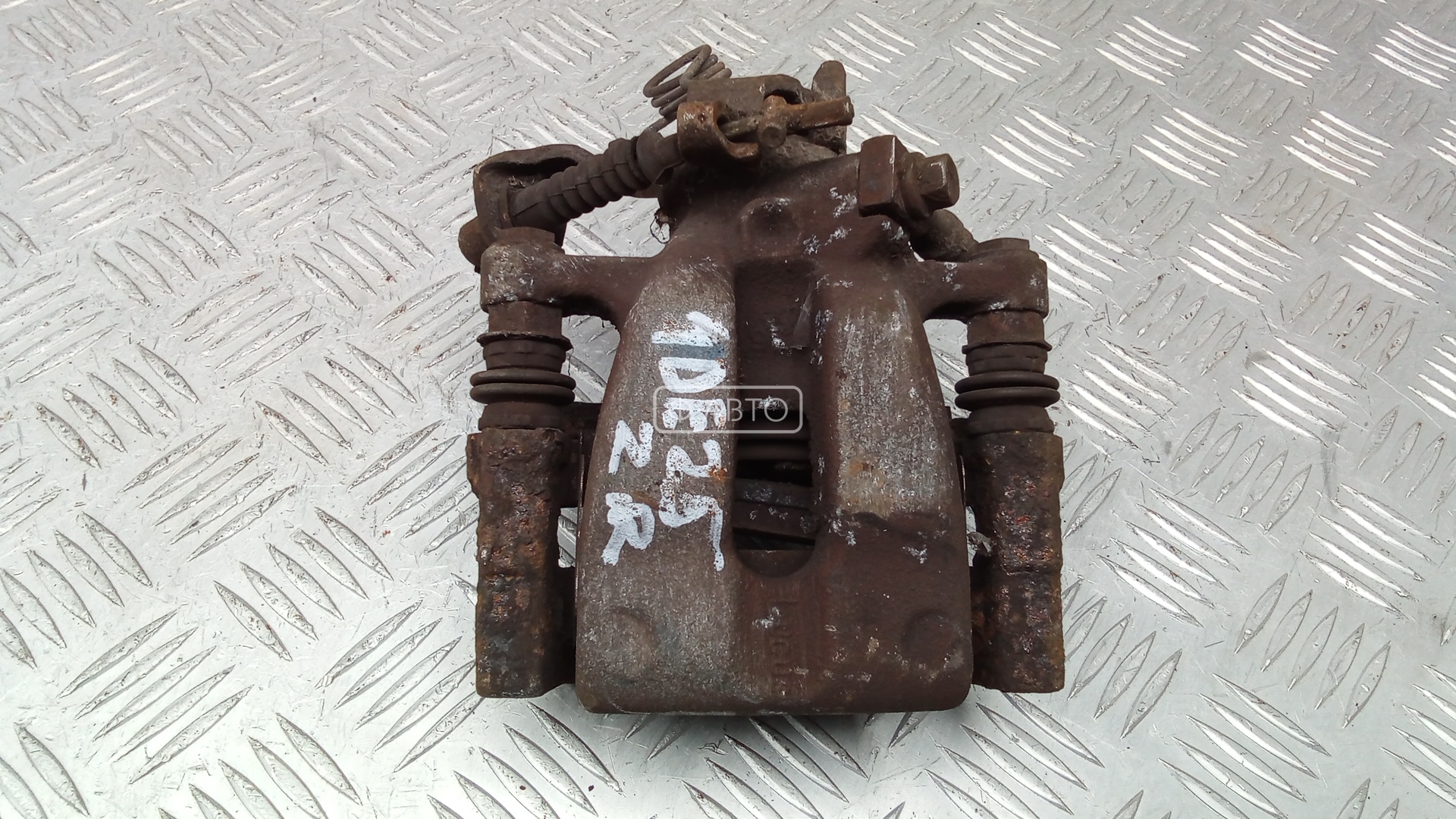 Суппорт тормозной задний правый