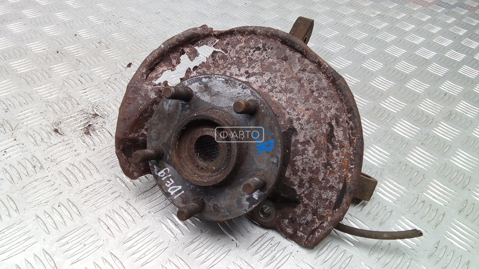 Ступица передняя правая