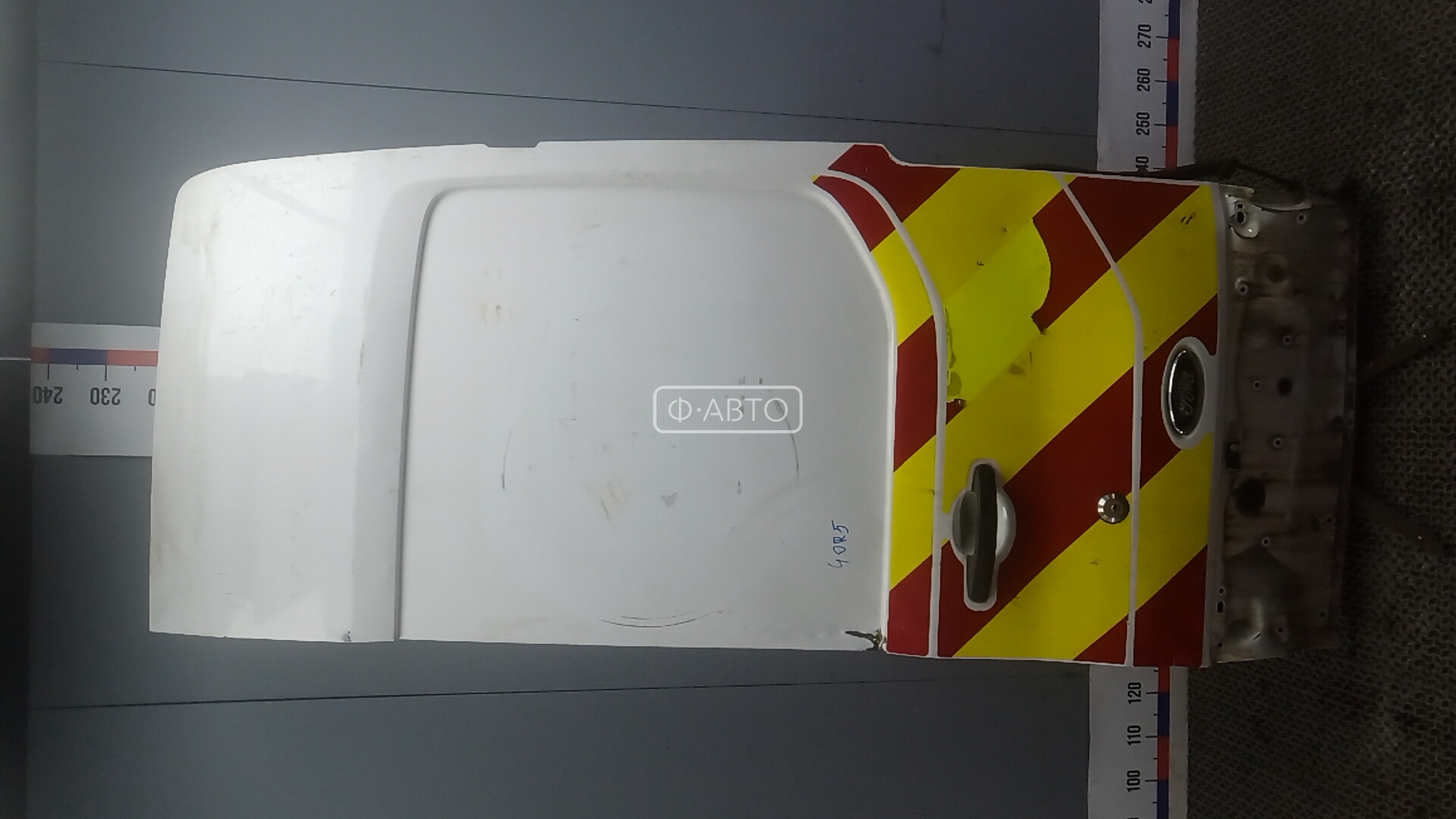 Дверь распашная правая