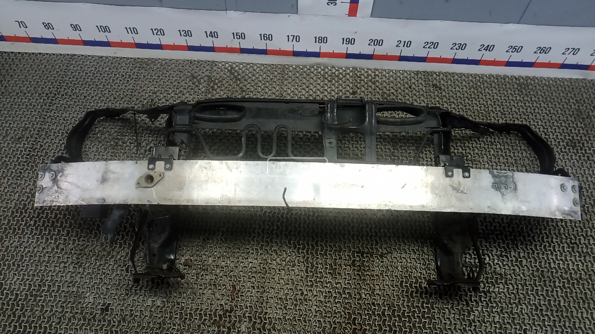 Передняя панель крепления облицовки (телевизор)