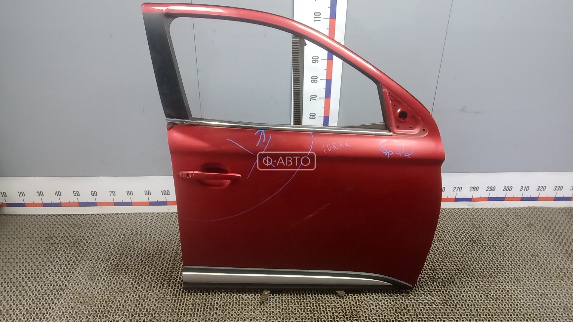 Дверь передняя правая