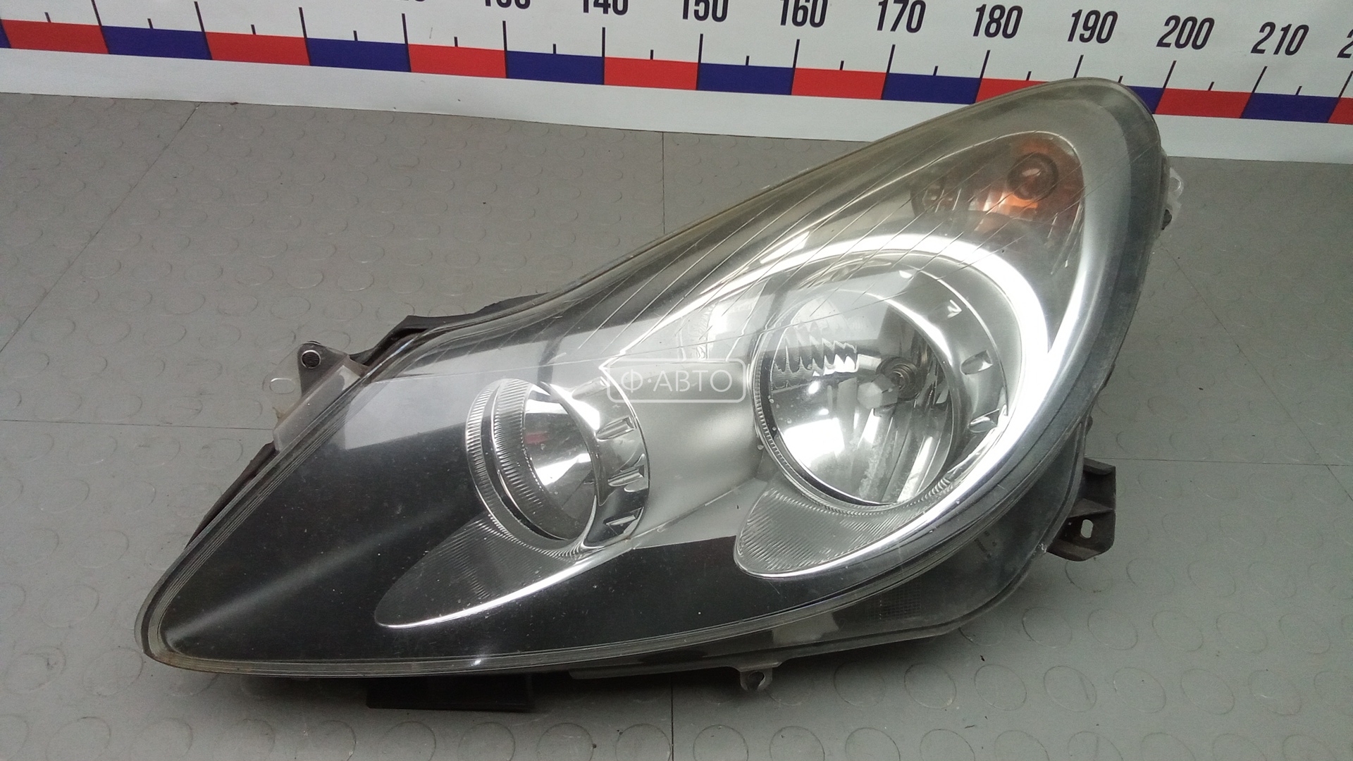 Фара левая OPEL CORSA