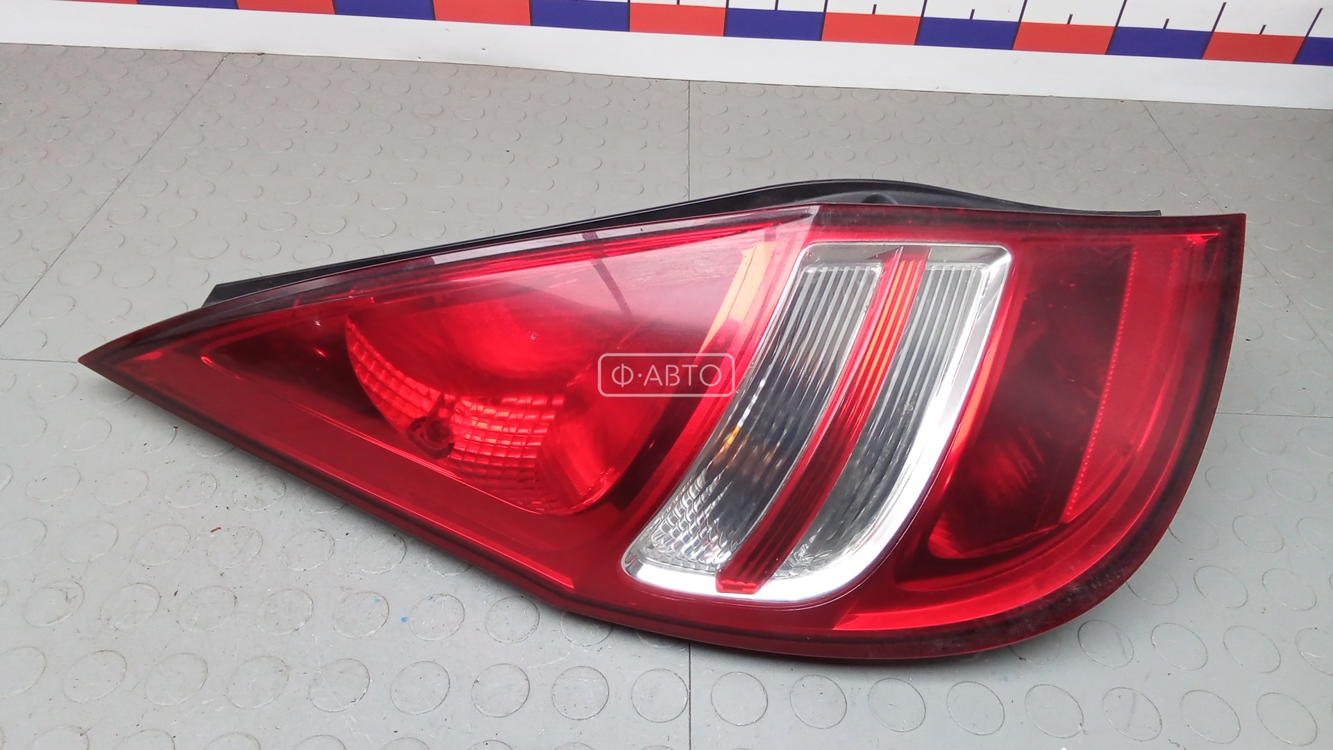 Фонарь задний левый HYUNDAI I30