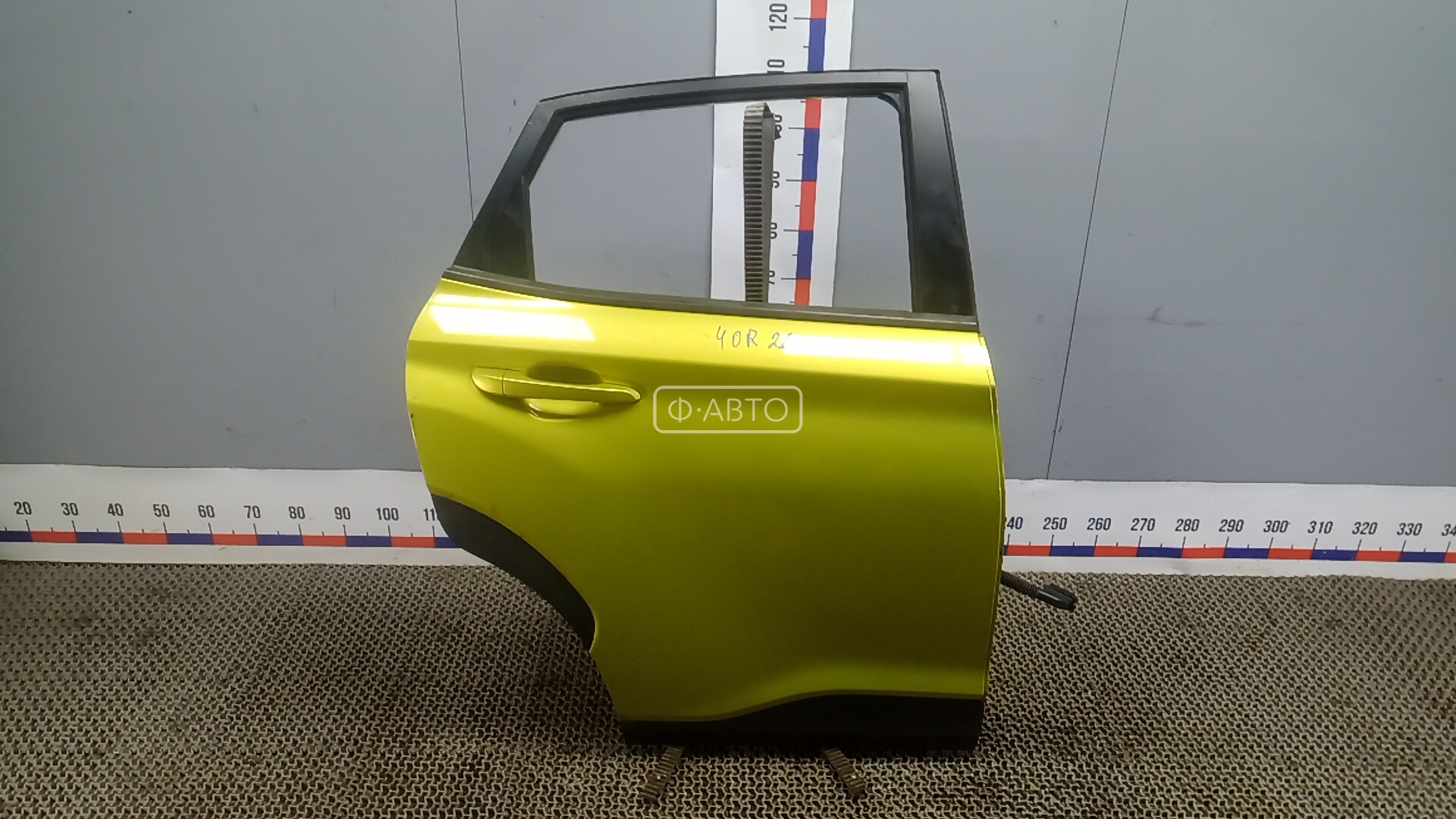 Дверь задняя правая