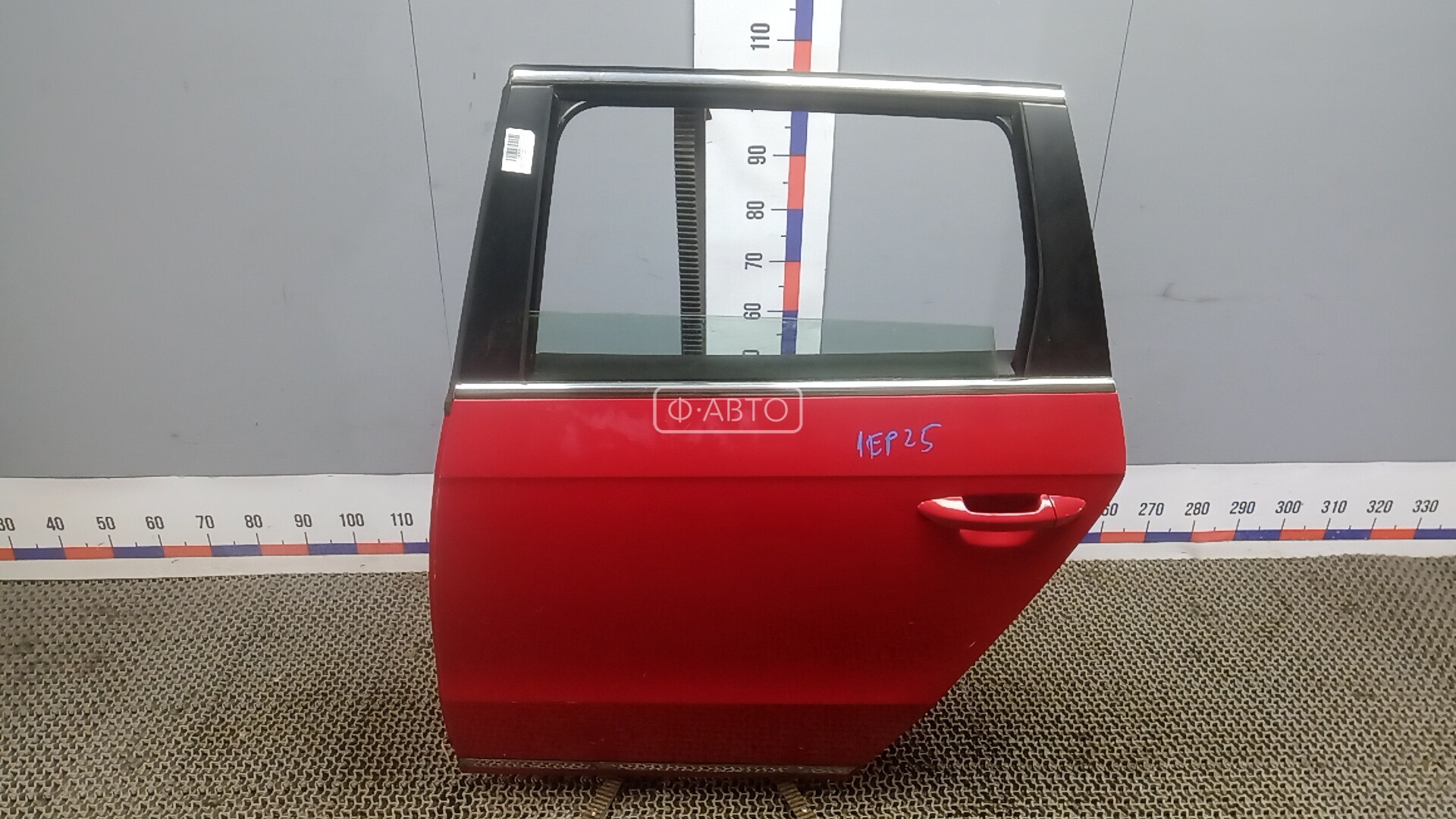 Дверь задняя левая