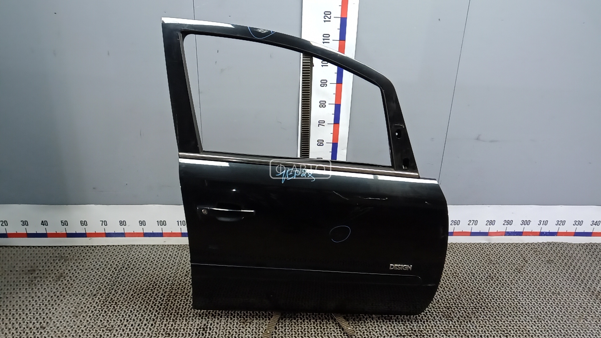 Дверь передняя правая