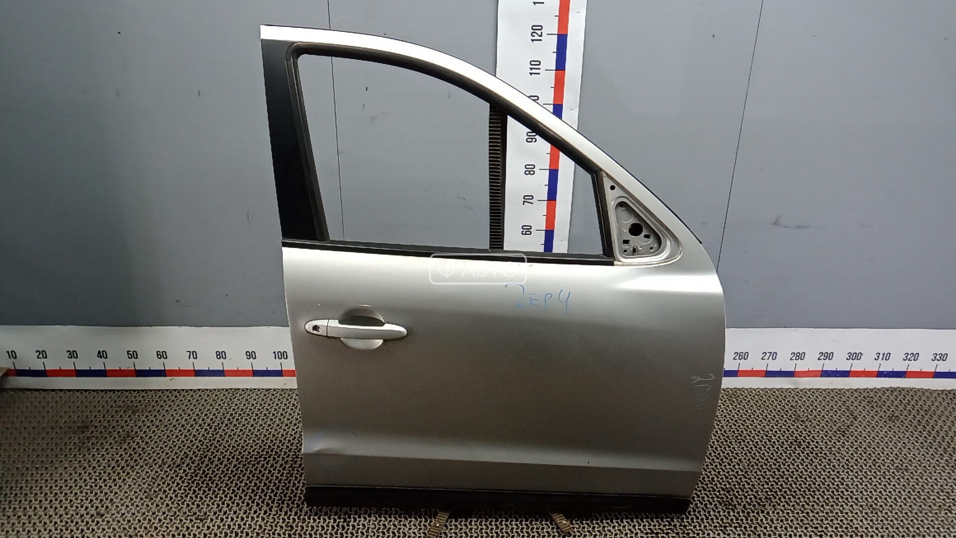 Дверь передняя правая