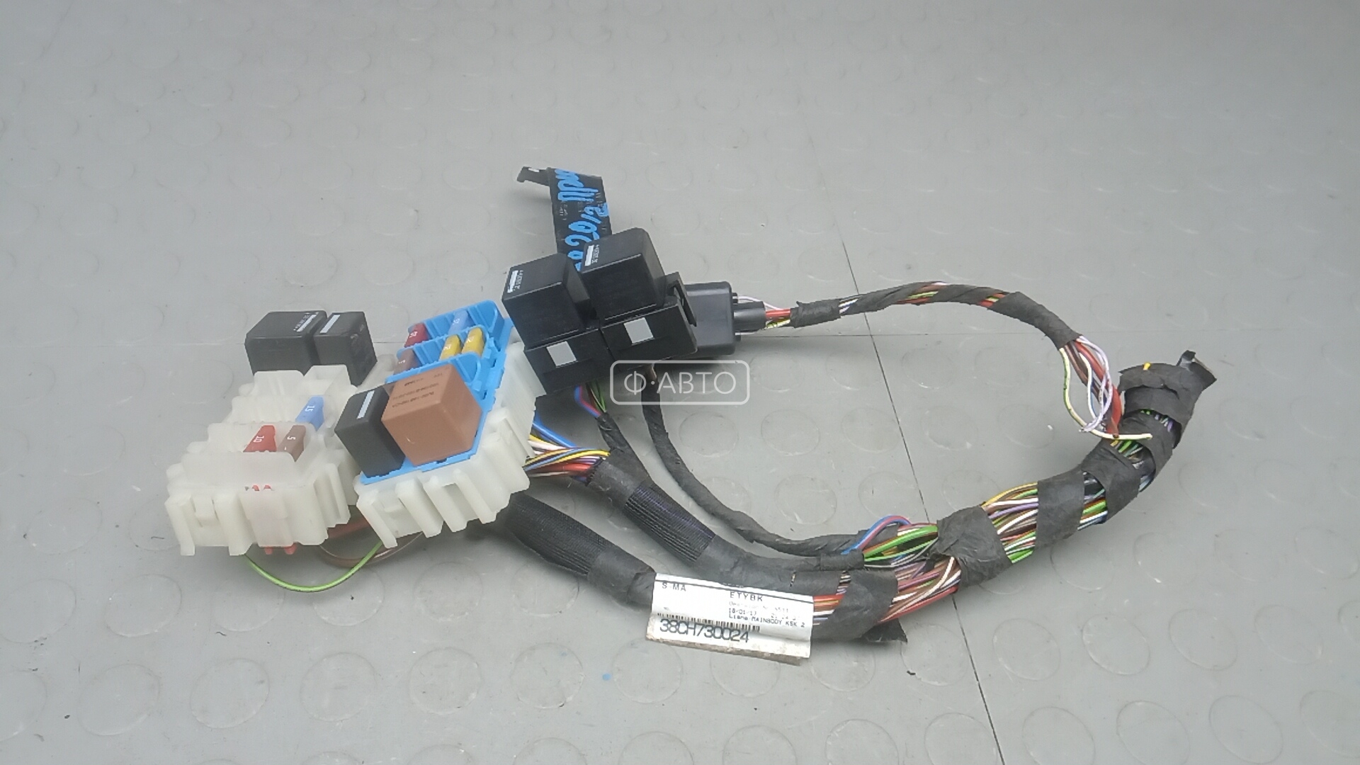 Блок предохранителей