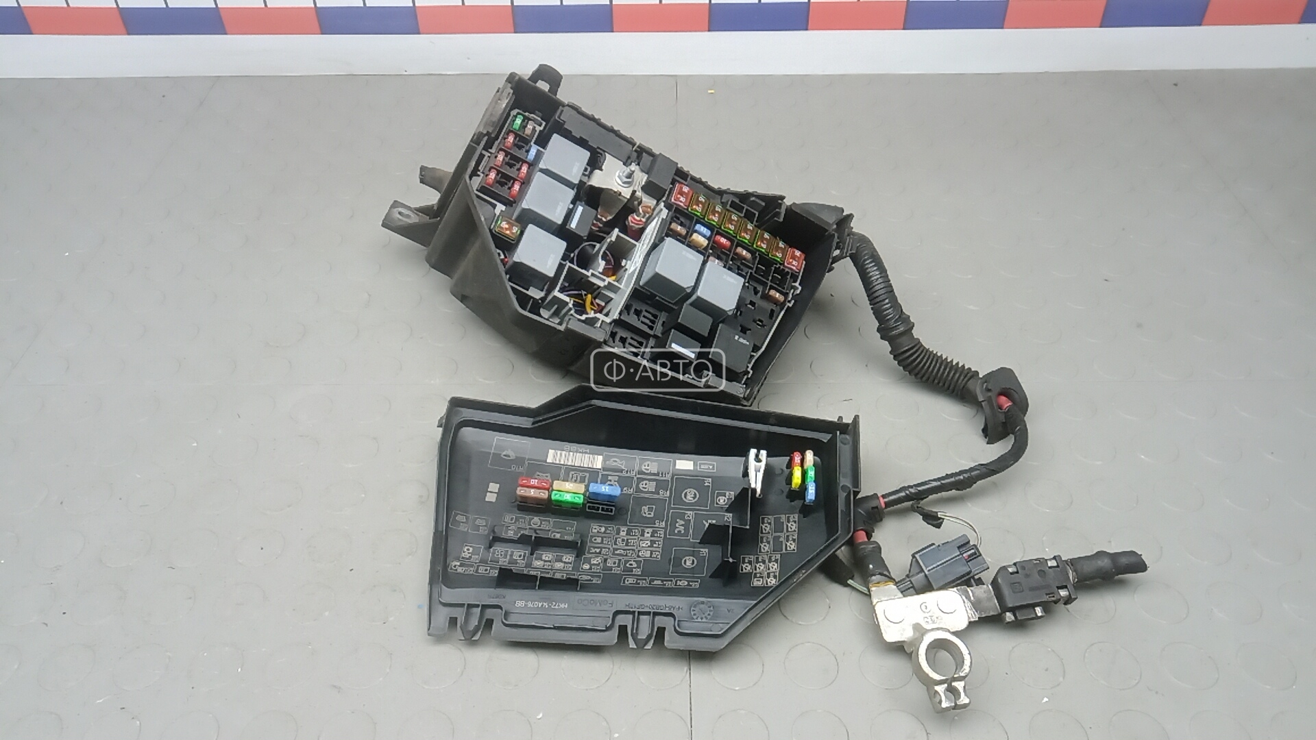 Блок предохранителей