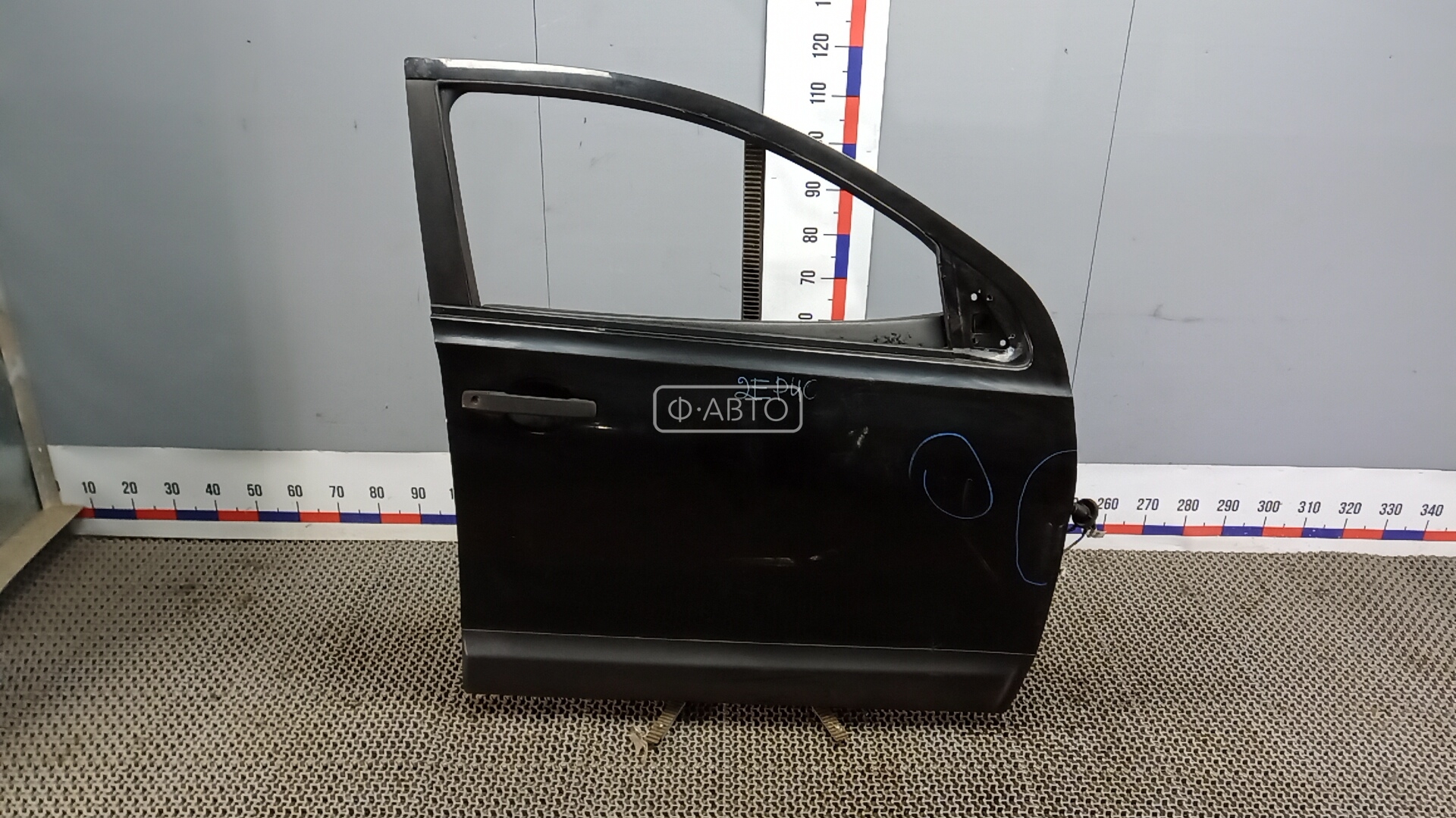 Дверь передняя правая