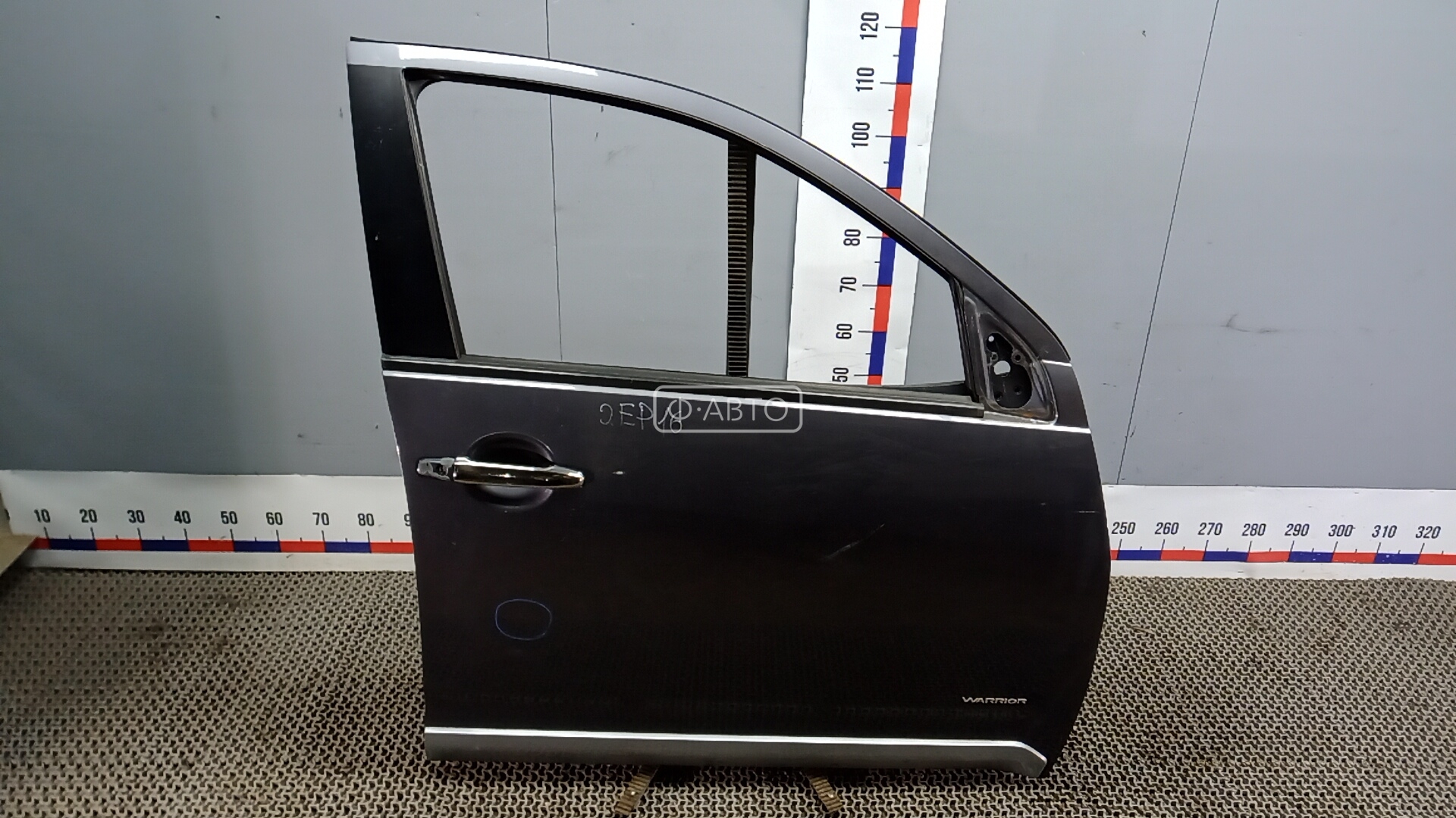 Дверь передняя правая