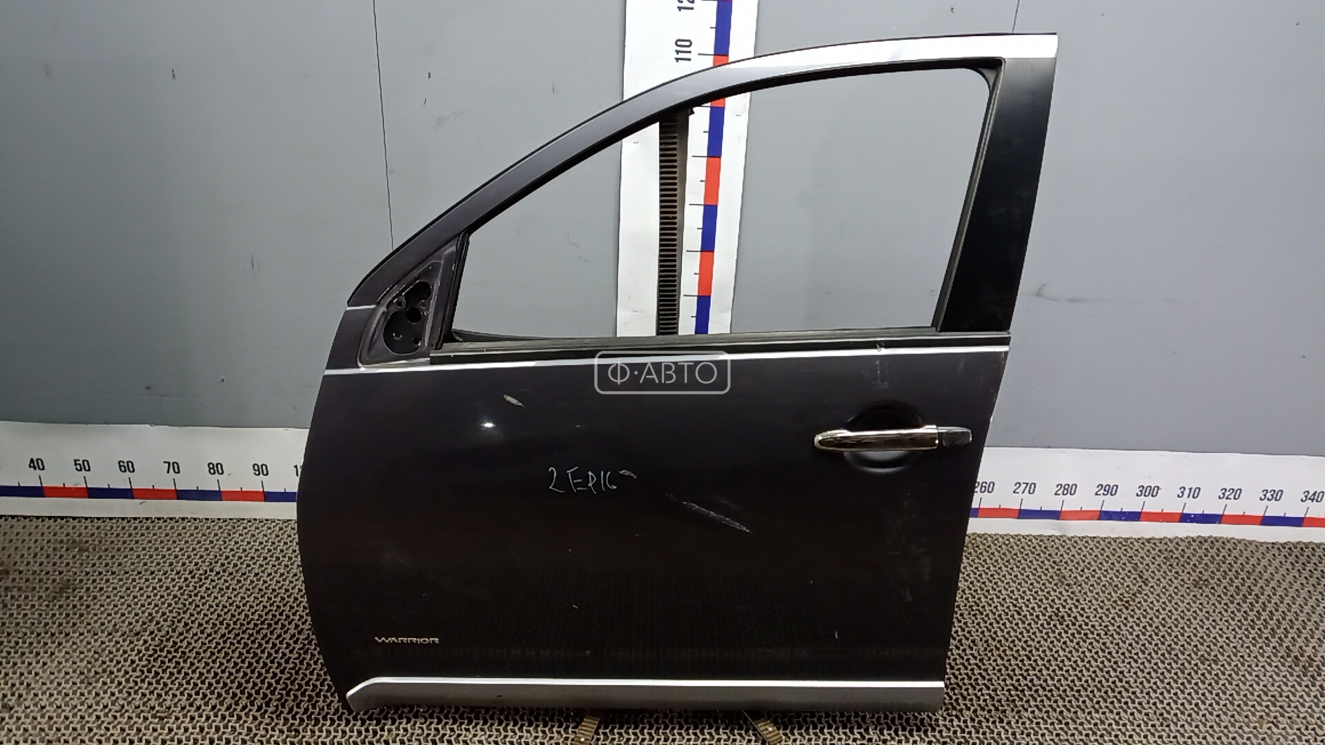 Дверь передняя левая