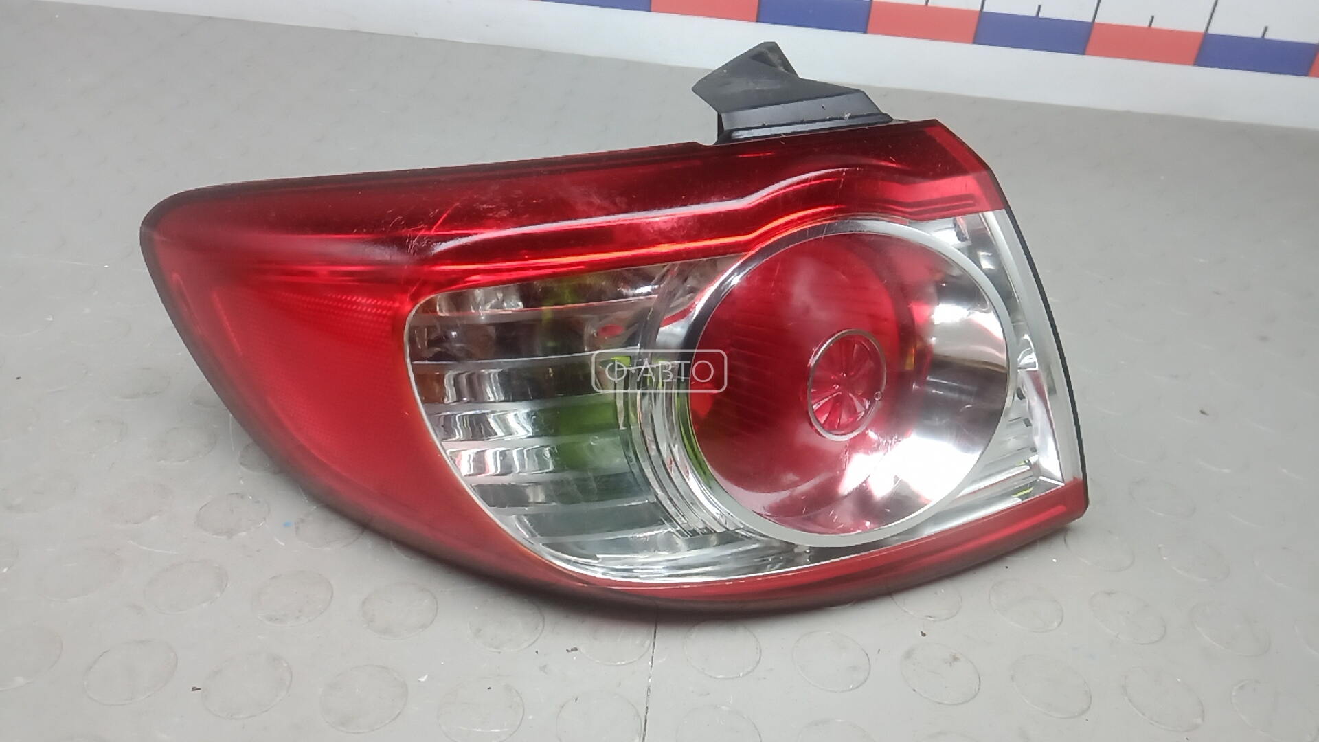 Фонарь задний левый HYUNDAI SANTA FE 2