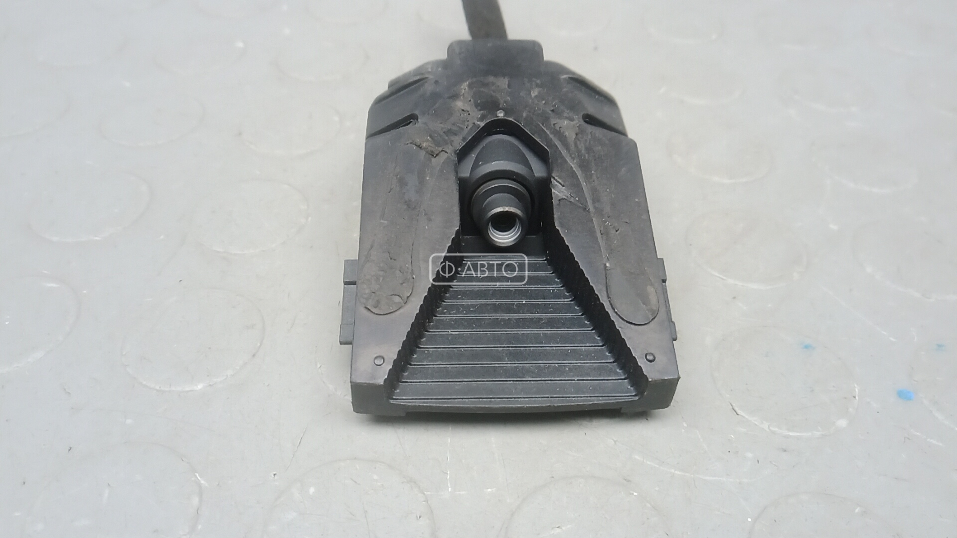 Камера переднего вида